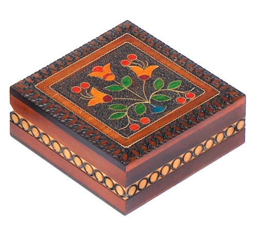 Handmade Floral Carved Wooden Jewelry Box - Perfect for Storing Rings, Necklaces & Keepsakes - Elegant Home Decor & Gift Idea