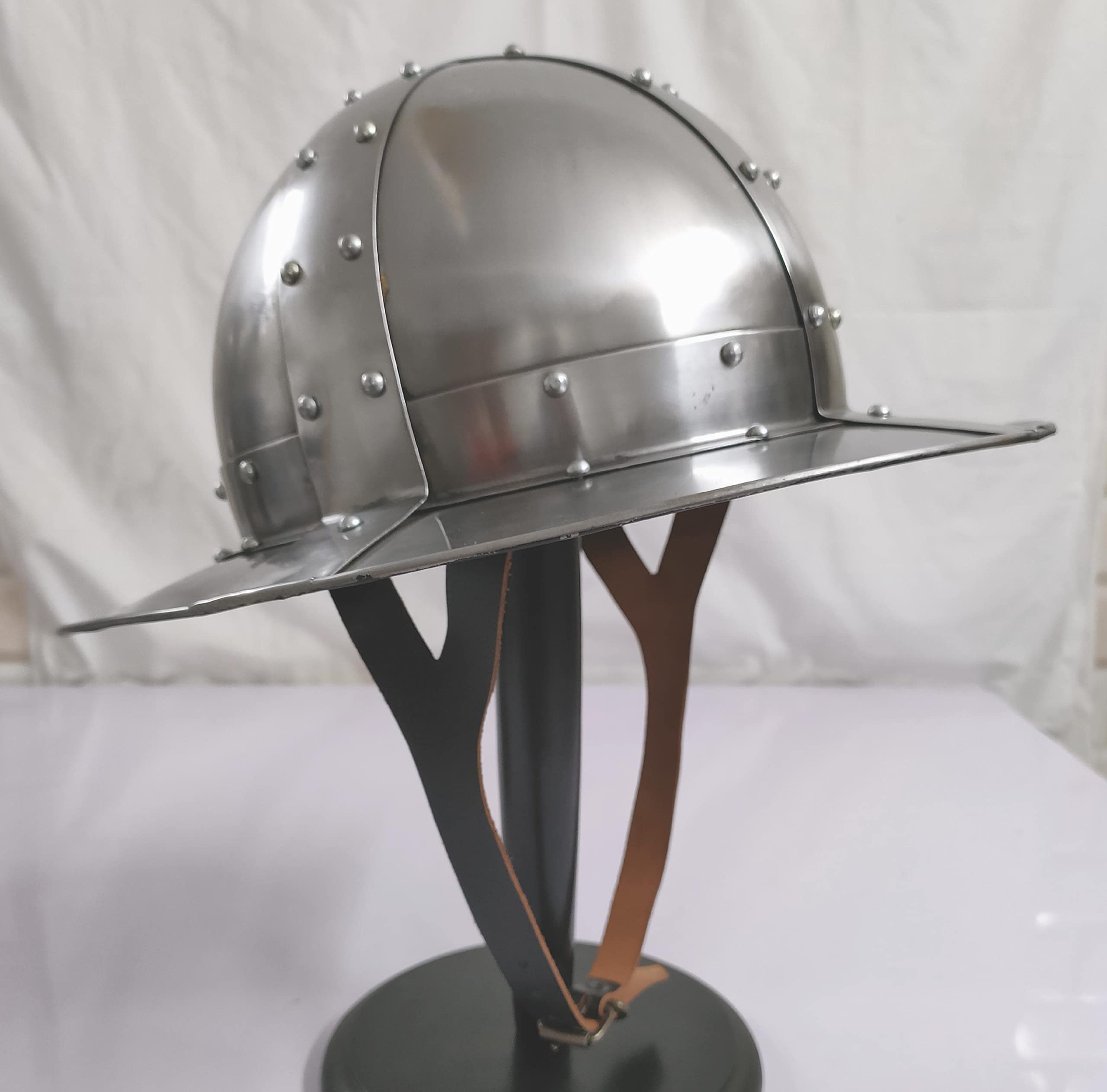 Warriorpoint Medieval Kettle Hat - 14th Century Knight Helmet with Free Liner | Silver Sugarloaf Gladiator Barbuta | German Crusader Spanish Armor Replica | Perfect for LARP, Cosplay, Renaissance Fairs & Historical Reenactments