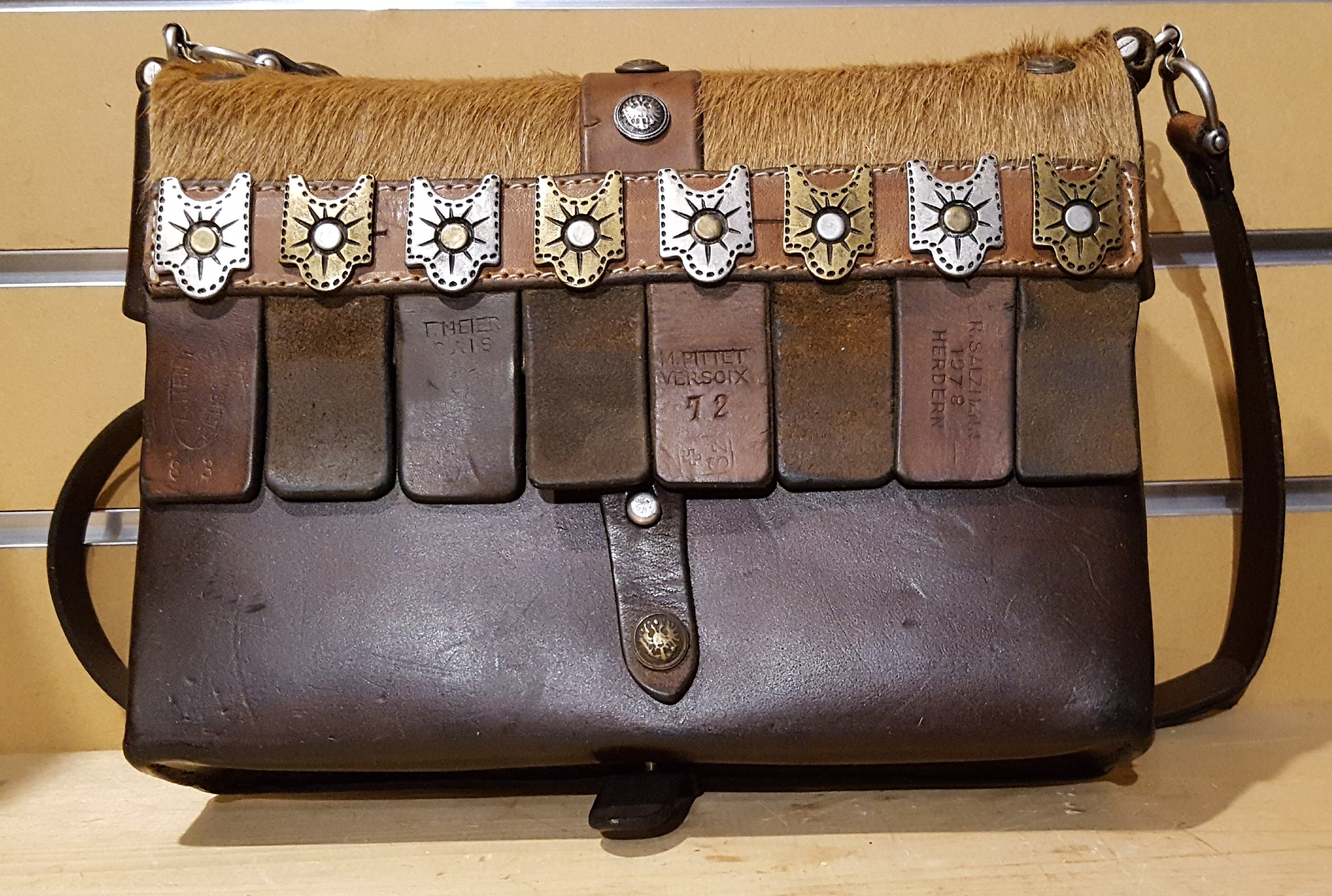 Vintage Swiss Military Leather Handbags for Men & Women - Durable Army Style Messenger Bags for Travel, Hiking & Everyday Use