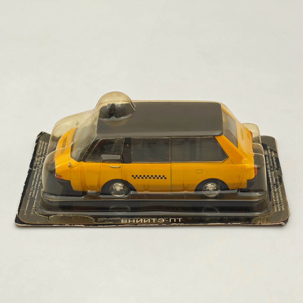 1/43 Scale DeAgostini Russian Concept Taxi Cab USSR Van Alloy Model Car - Collectible Die-Cast Vehicle for Display, Gifts & Soviet Era Enthusiasts - Perfect for Home Decor, Office Display & Car Collections
