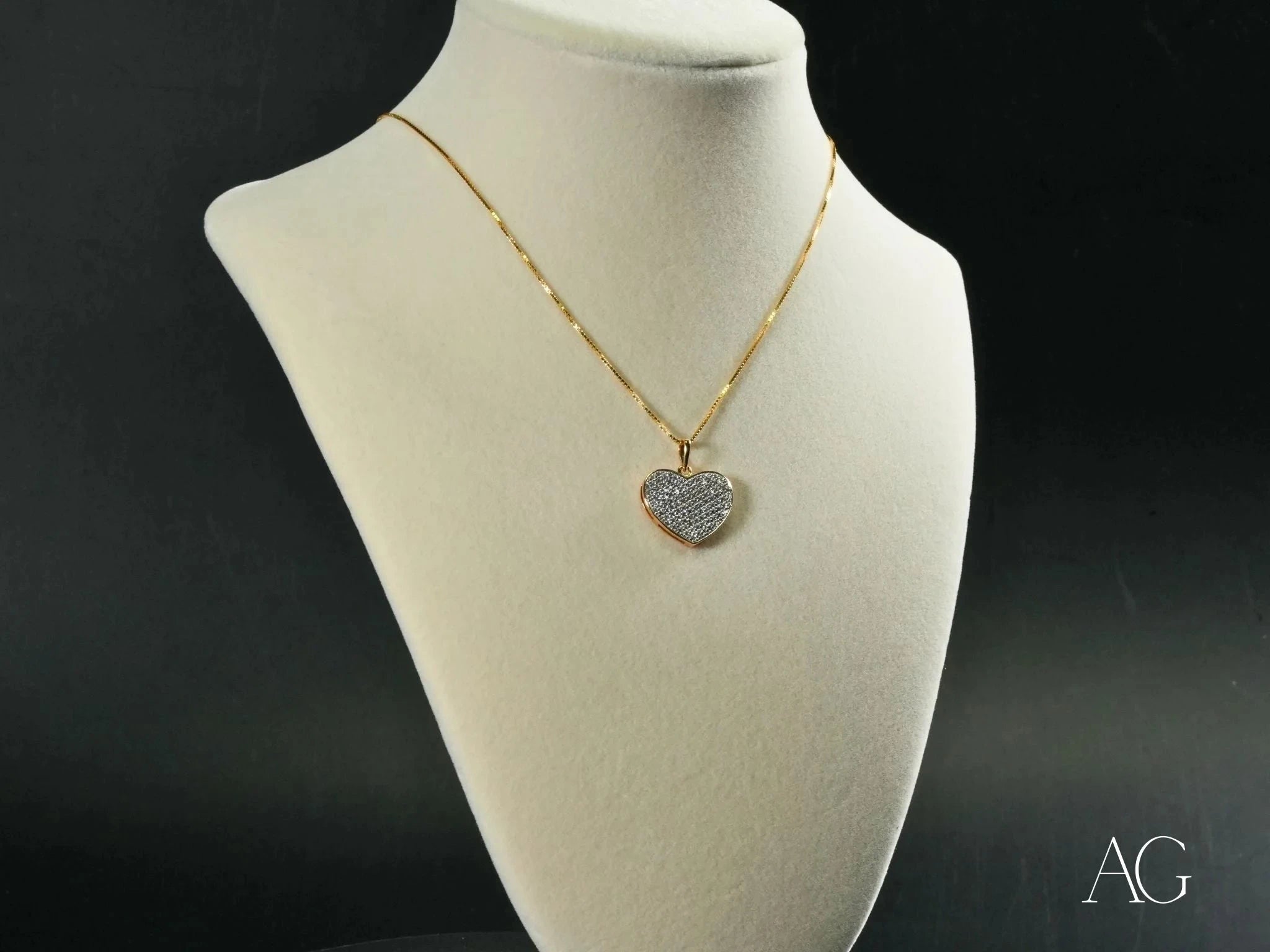 Golden Spark Heart Pendant Necklace - 14K Gold Plated Romantic Jewelry Gift for Women - Perfect for Valentine's Day, Anniversary & Special Occasions