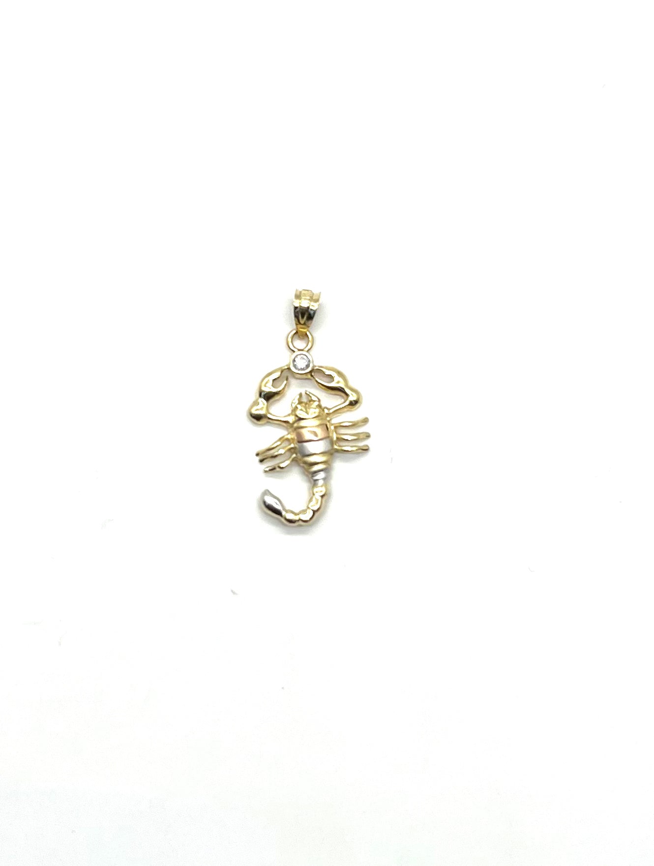 Exquisite Tricolor Scorpion Pendant Necklace with Genuine CZ Stones - Perfect for Gothic Fashion, Punk Style & Unique Gift Giving