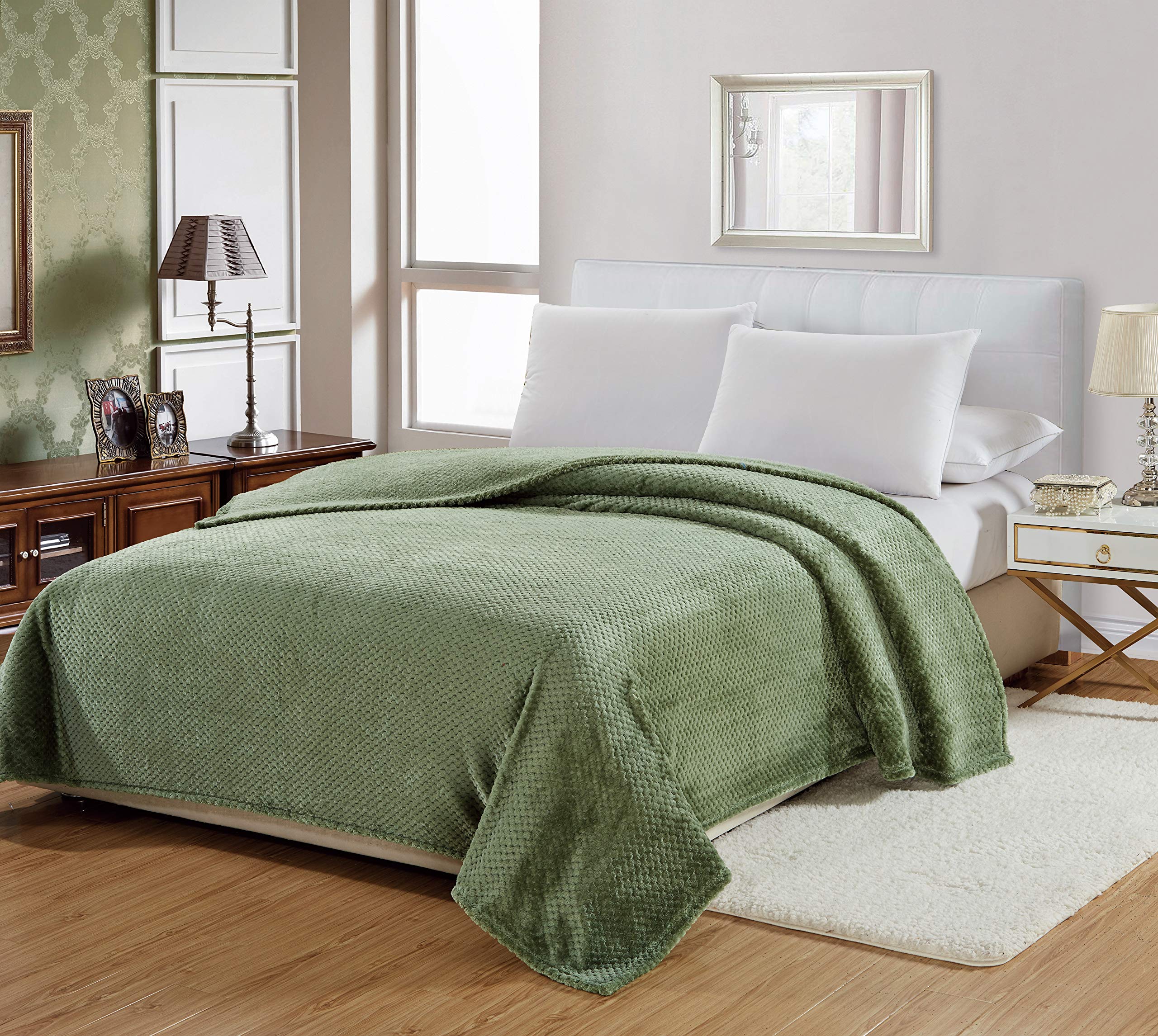 Ben&Jonah Super Soft Queen Size Waffle Knit Microplush Blanket 86x86 Inches - Sage Green | Cozy Bedding for Winter, Perfect for Couples & Home Decor