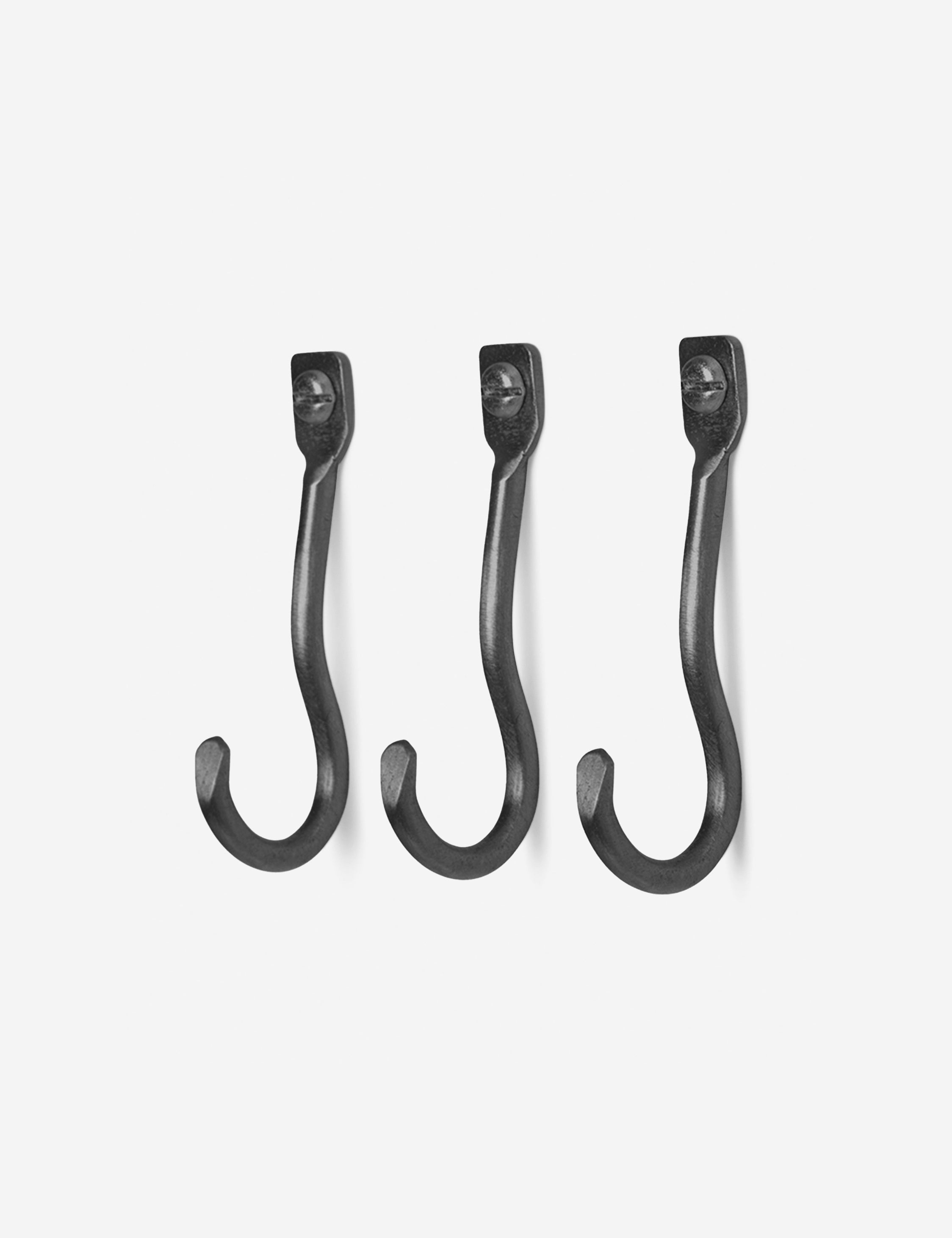 Ferm Living Curved Wall Hooks Set of 3 - Modern Minimalist Wall Organizer for Keys, Hats & Coats - Perfect for Entryway, Bedroom & Bathroom Organization