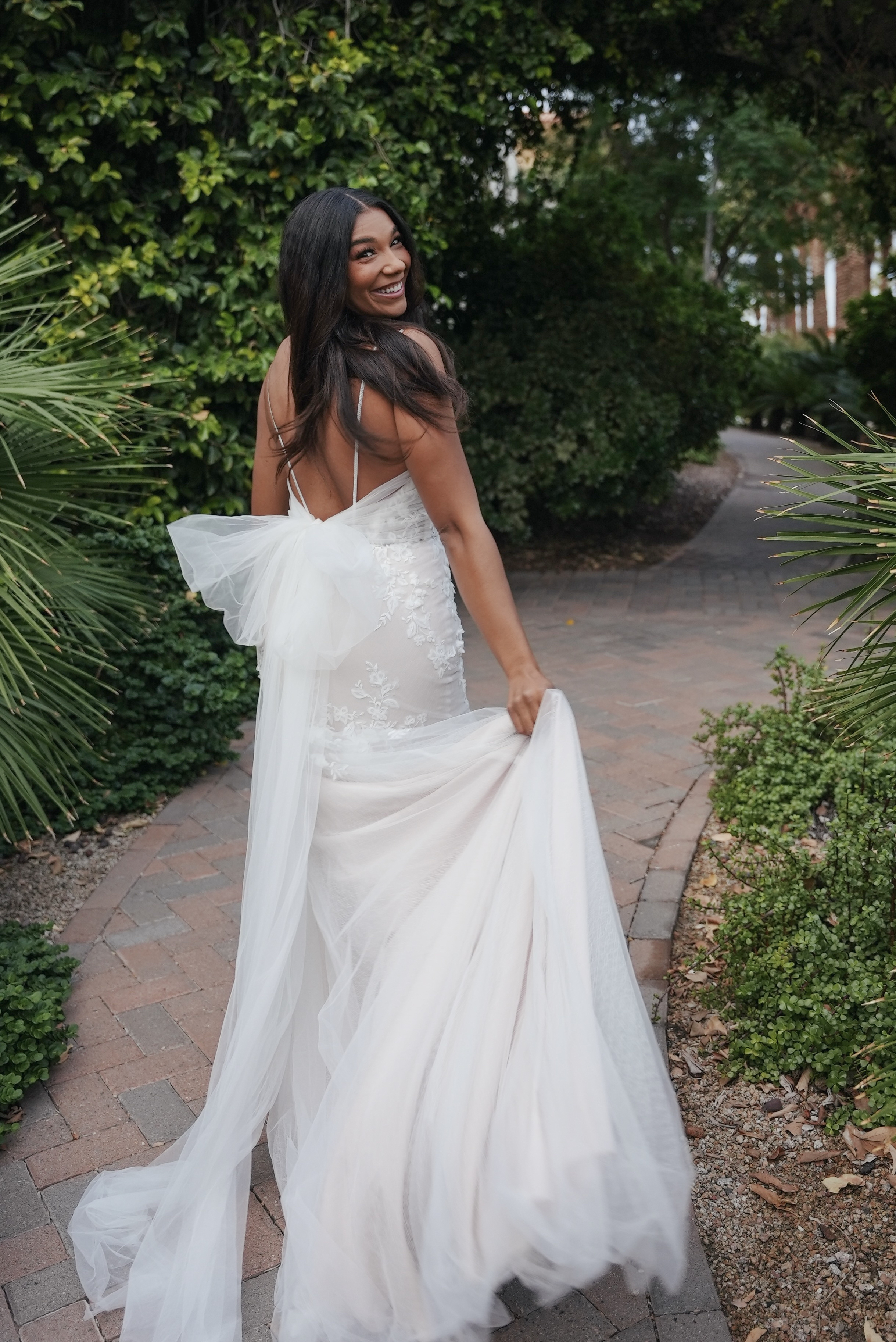Stella York Jazmine Wedding Dress – Elegant Lace Bridal Gown for Church & Beach Ceremonies | Perfect for Outdoor & Indoor Weddings