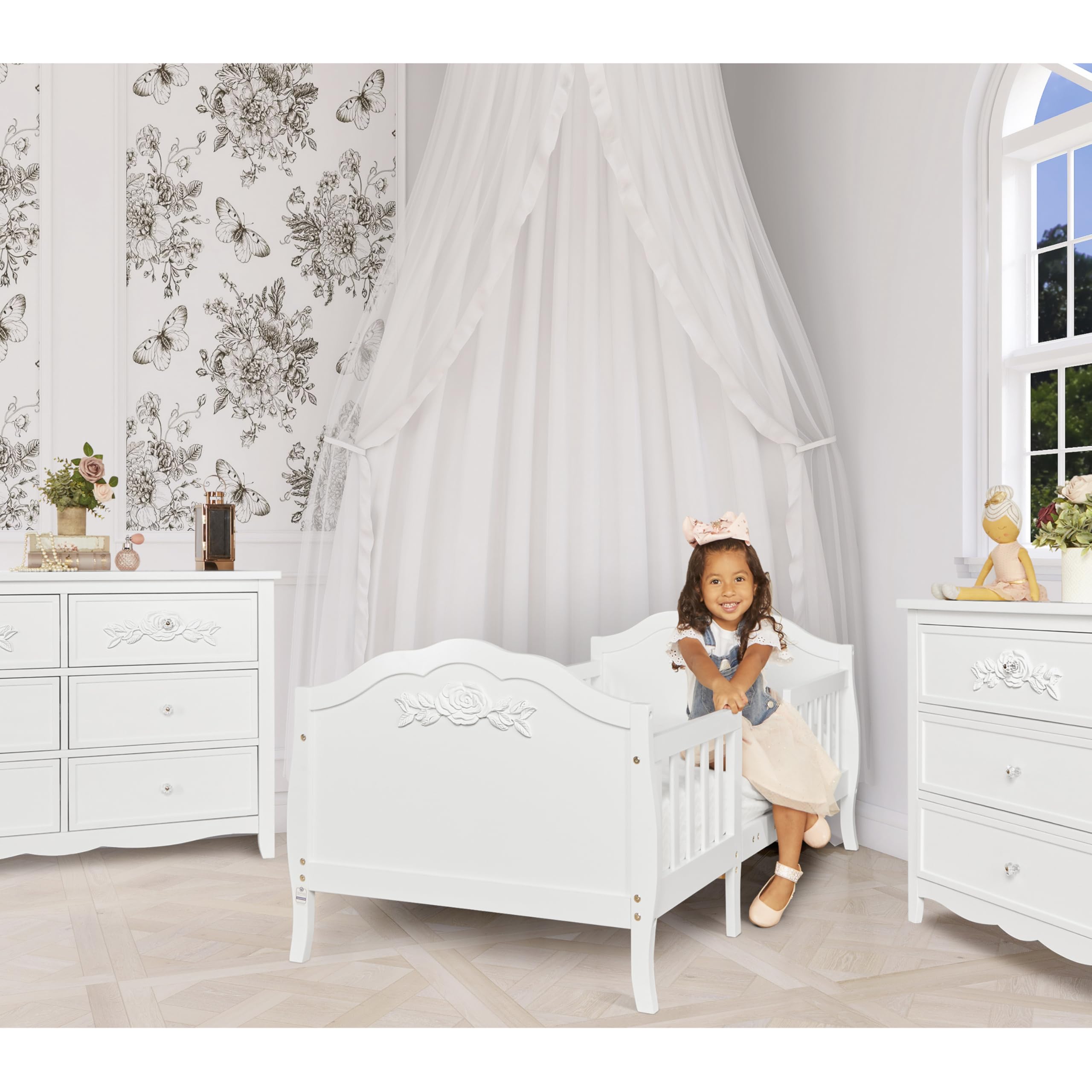White Rose 3-in-1 Convertible Toddler Bed - Greenguard Gold & JPMA Certified with Safety Rails | Sustainable New Zealand Pinewood | Perfect for Nursery, Daycare & Small Kids' Rooms