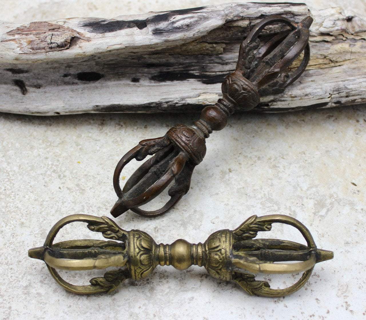 6 Inch Tibetan Buddhist Dorje Vajra Ritual Scepter - Perfect for Meditation, Yoga, and Spiritual Ceremonies