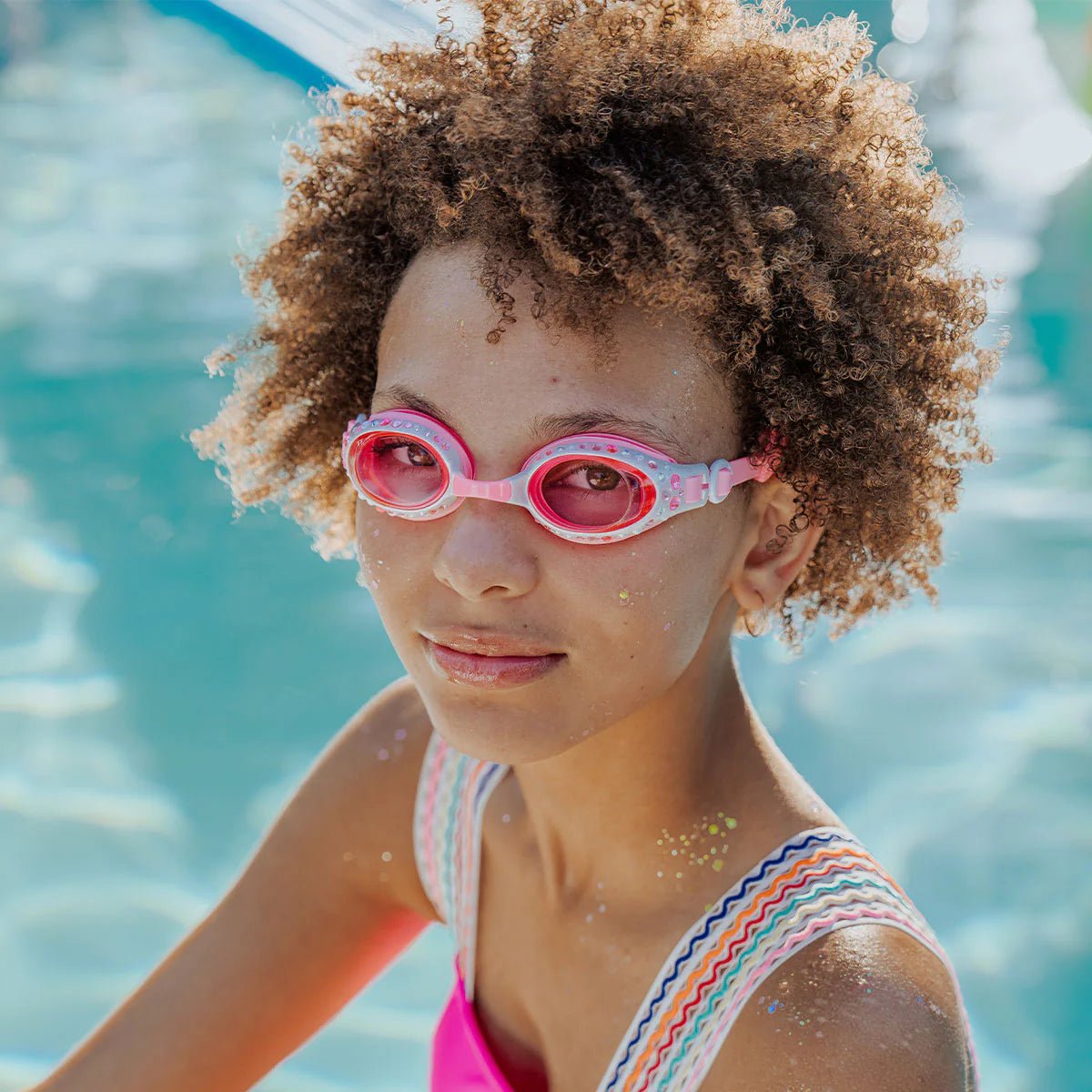 Pearl White Beautiful Bows Goggles - Elegant Swim Goggles for Women & Girls - Perfect for Swimming, Snorkeling, and Water Sports