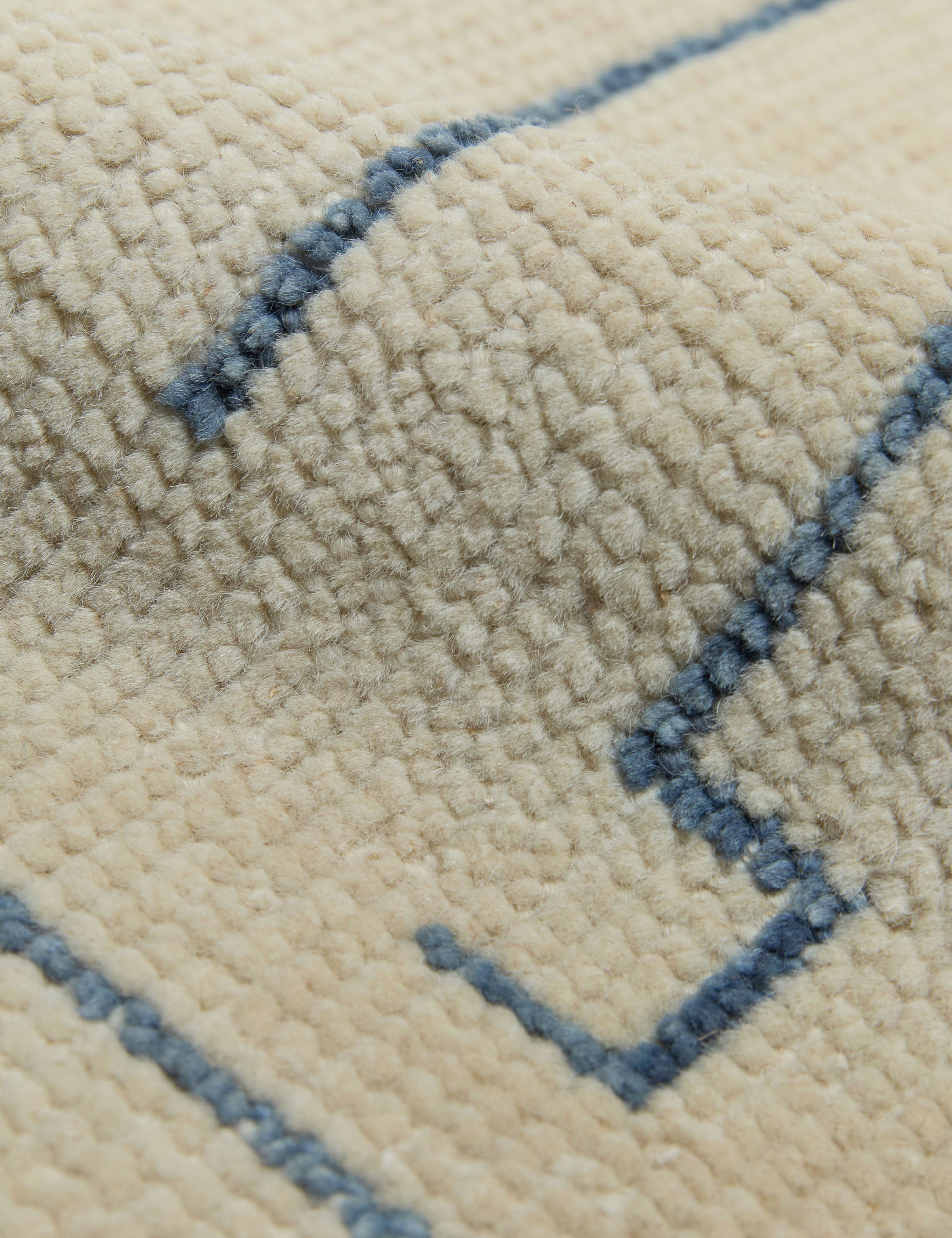 Hand Knotted Wool Rug Swatch 18