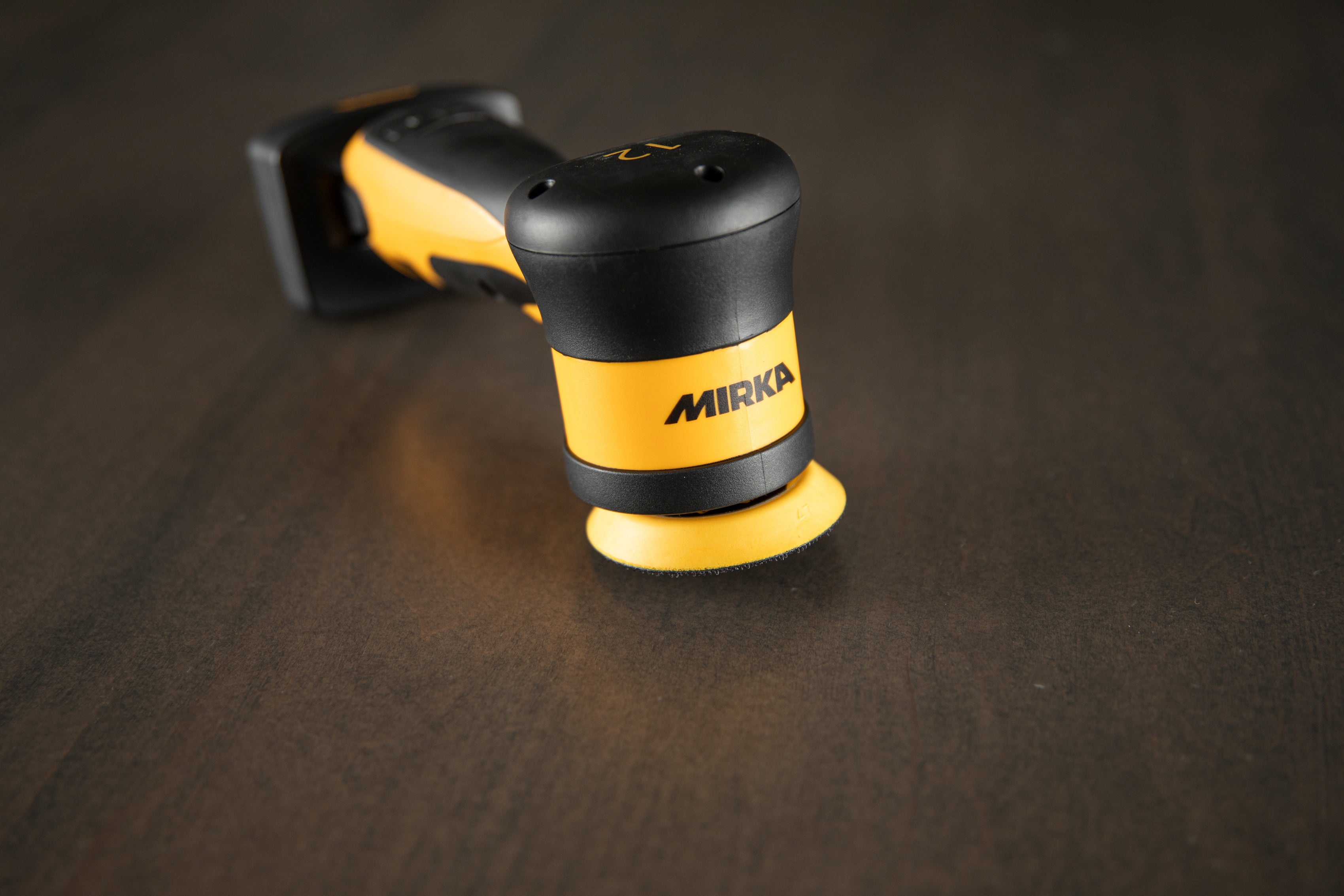 Mirka 3 Cordless Angled Random Orbit Polisher - Professional Car Detailing & Woodworking Sander for Auto Body Repair & Furniture Refinishing