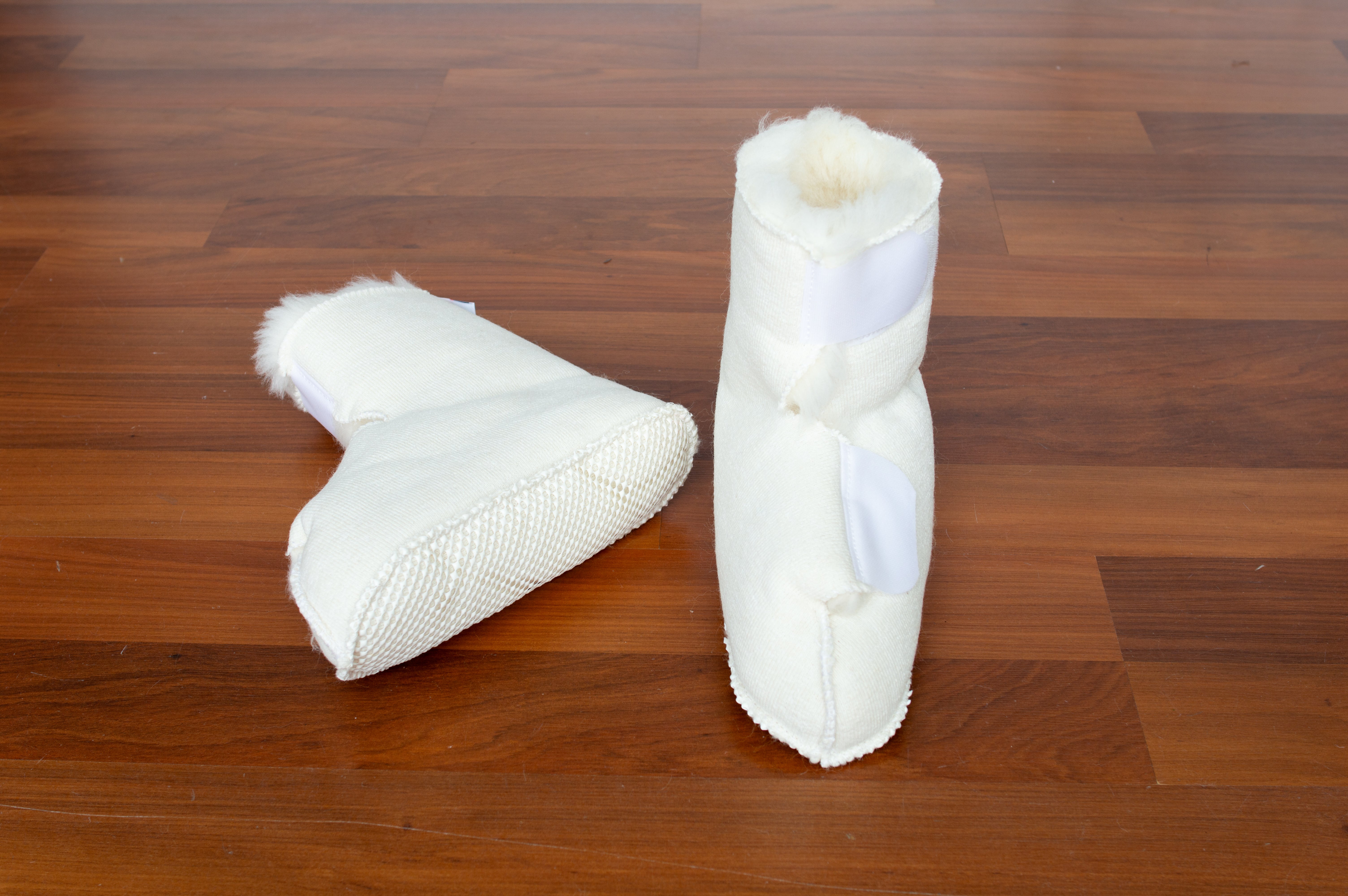 Sheep Wool All Purpose Boot for Comfort & Support - Relieves Mild to Moderate Swelling - Perfect for Post-Surgery, Arthritis & Everyday Pain Relief