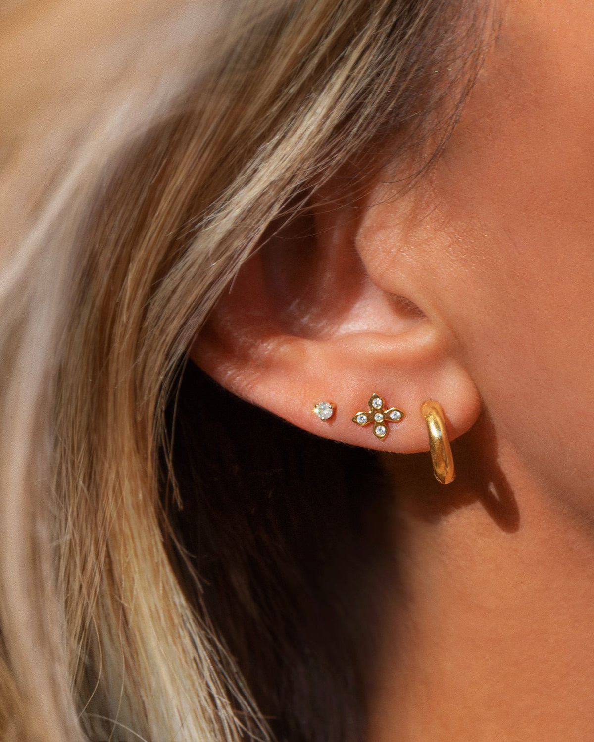 Margo Hoops Gold Earrings for Women - 14K Gold Plated Hoop Earrings, Hypoallergenic & Lightweight - Perfect for Everyday Wear, Parties & Gifts