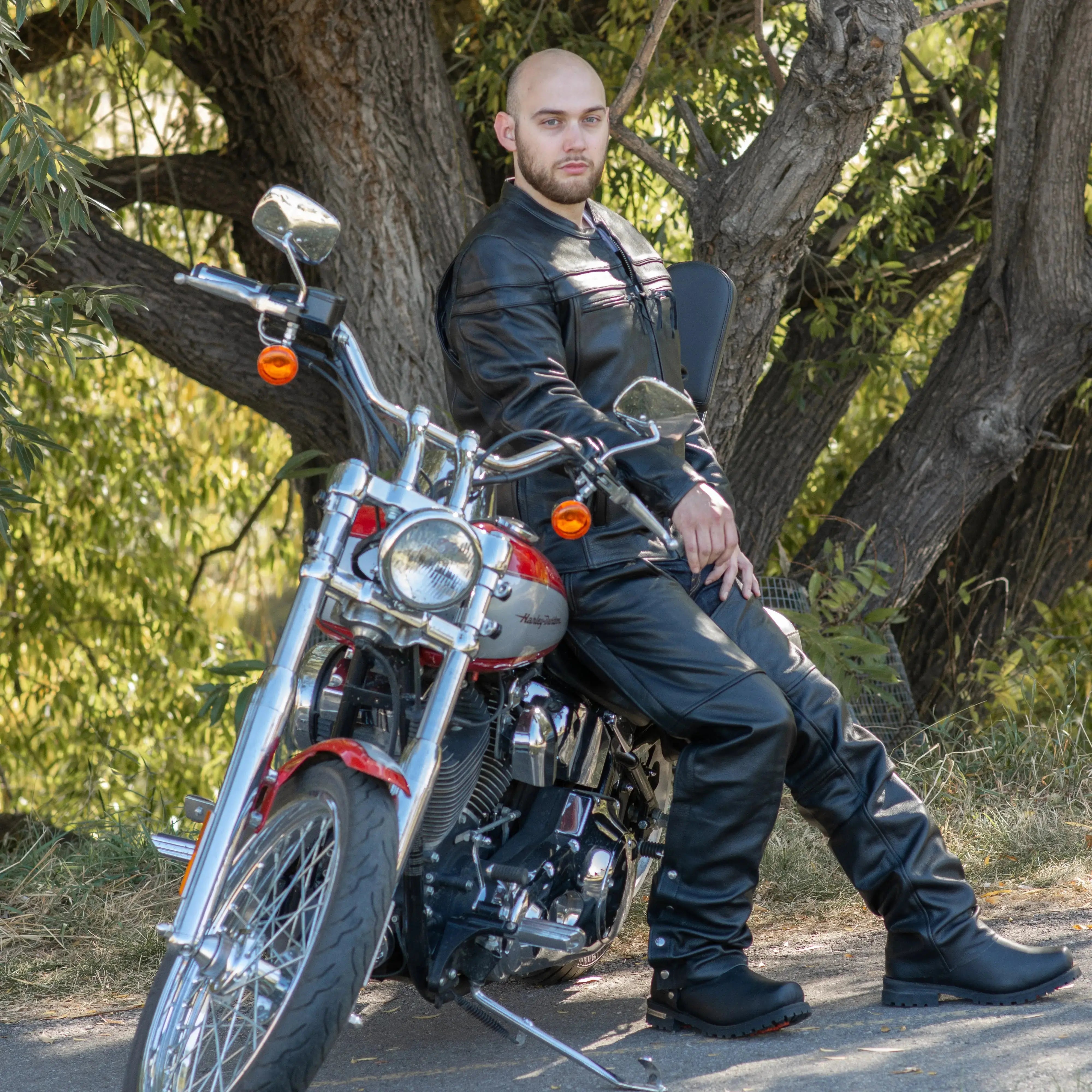 Premium Unisex Leather Chaps with 4 Pockets - Open Road Style for Motorcycle Riding & Outdoor Adventures