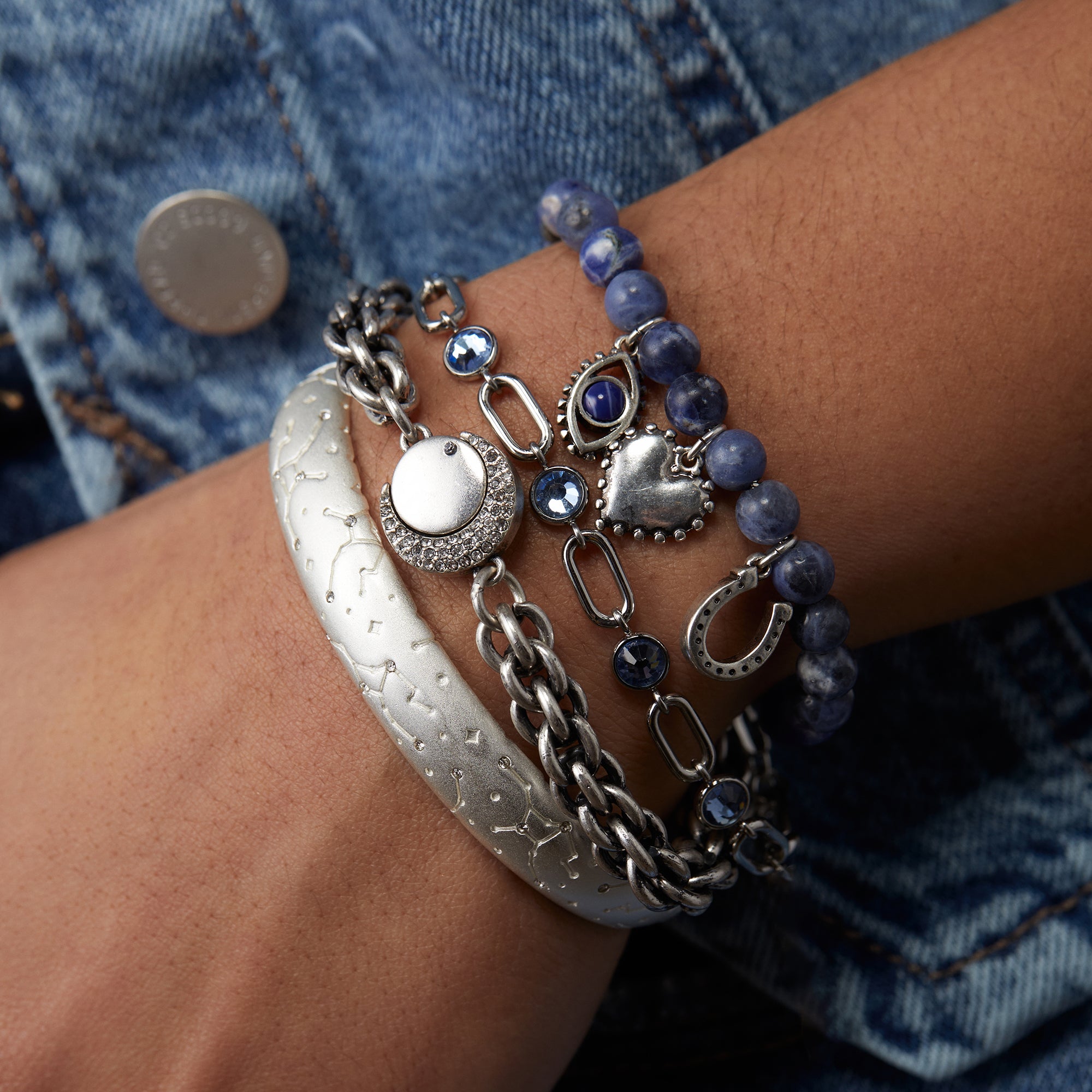 Adjustable Crystal & Paperclip Chain Bracelet for Women - Elegant Fashion Jewelry for Daily Wear, Parties & Gifts