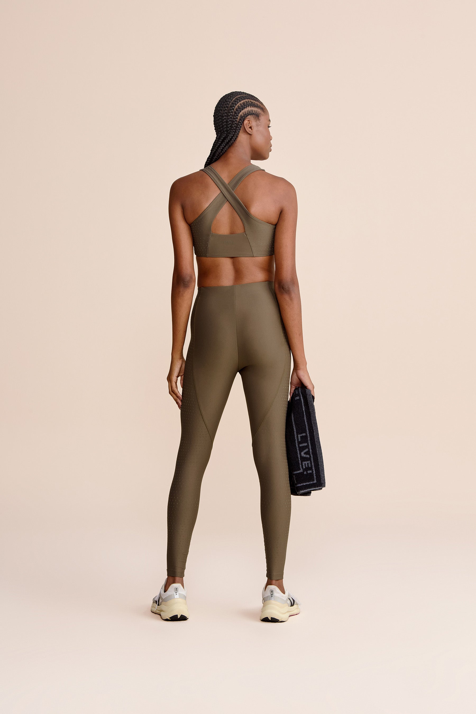 Allure® Mat Adaptiv High-Waisted Yoga Leggings for Women - Moisture-Wicking, 4-Way Stretch Workout Pants for Yoga, Pilates & Gym - Plus Size Available