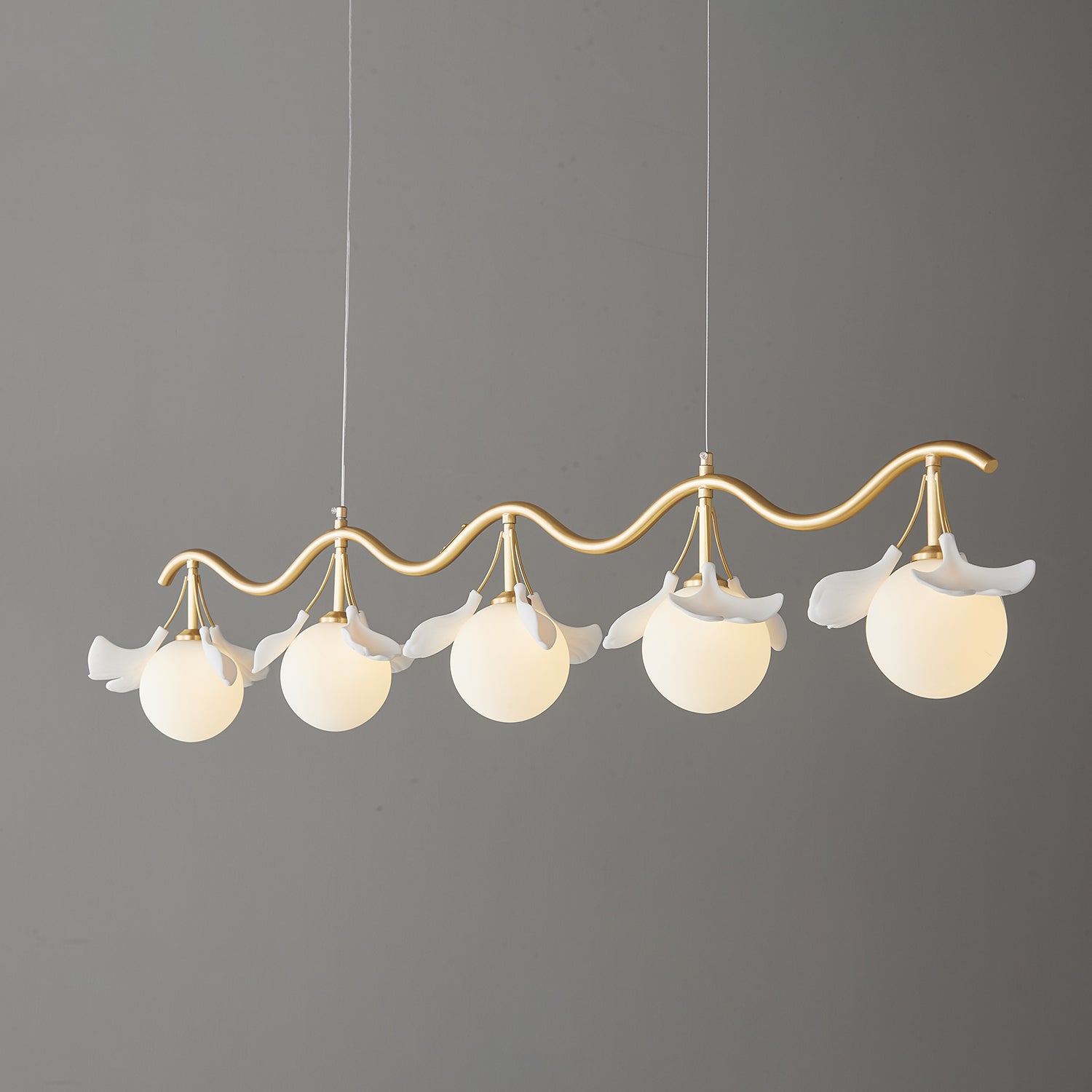 Evander Gingko Leaf Chandelier - Modern Gold Ceiling Light Fixture for Dining Room, Living Room & Bedroom Decor | Elegant Home Lighting Solution