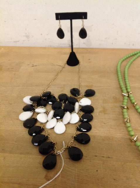 Elegant Black & White Necklace Set with Matching Earrings - Perfect for Weddings, Parties & Everyday Wear