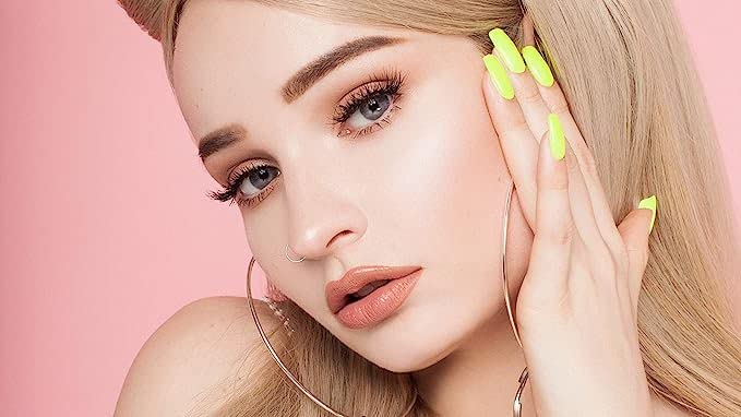 Maybelline Fit Me Matte + Poreless Liquid Foundation & Loose Face Powder - Oil-Free, Natural Finish for Oily Skin | Professional Makeup for Daily Wear & Special Occasions