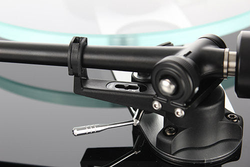 Rega Planar P3 Premium Turntable - High-Fidelity Vinyl Record Player in White | Perfect for Home Audio & DJ Setups