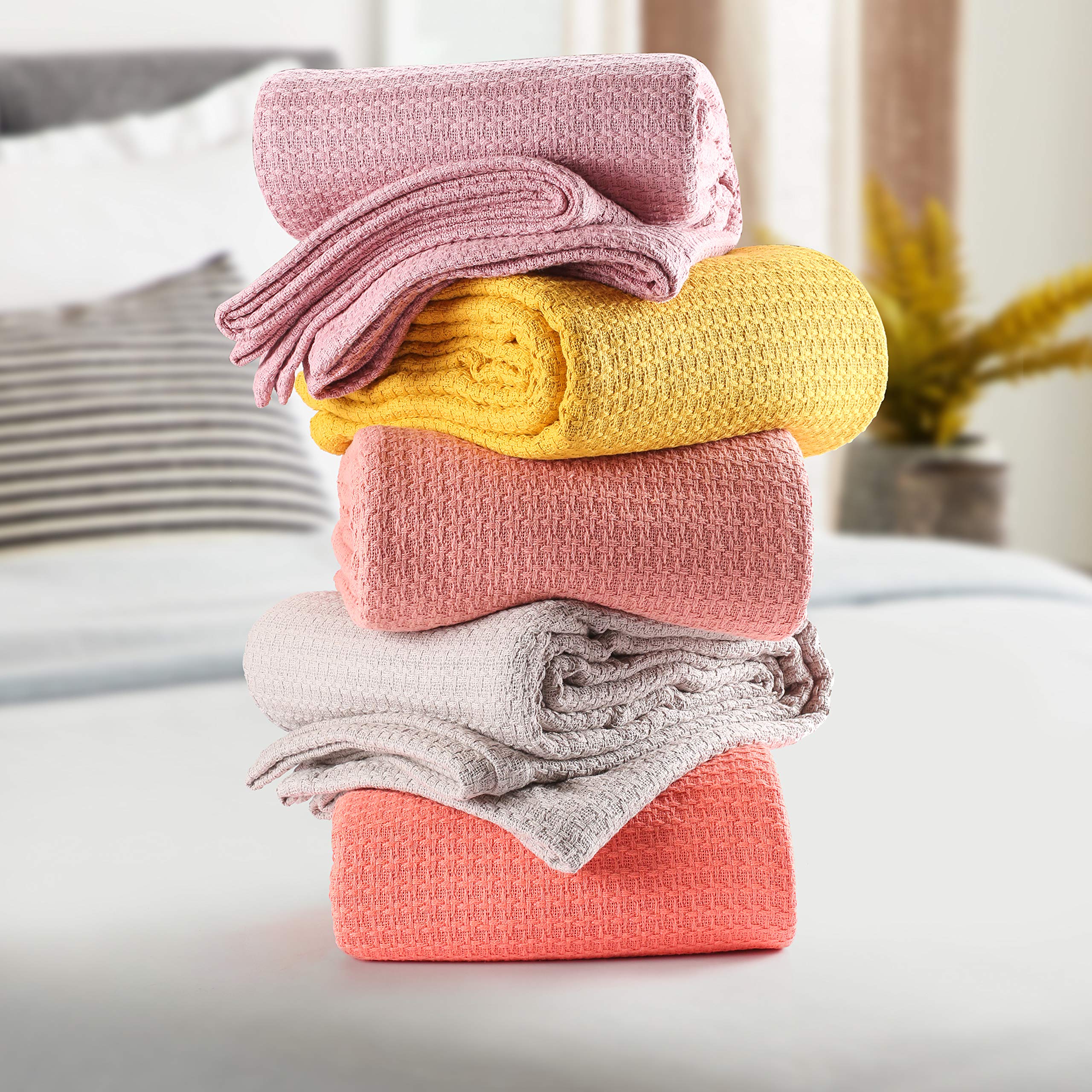 BELIZZI HOME 100% Cotton Twin Size Thermal Blanket - Breathable All-Season Bed Blanket for Layering | Mustard Yellow | Perfect for Cozy Nights, Guest Rooms & Dorm Essentials