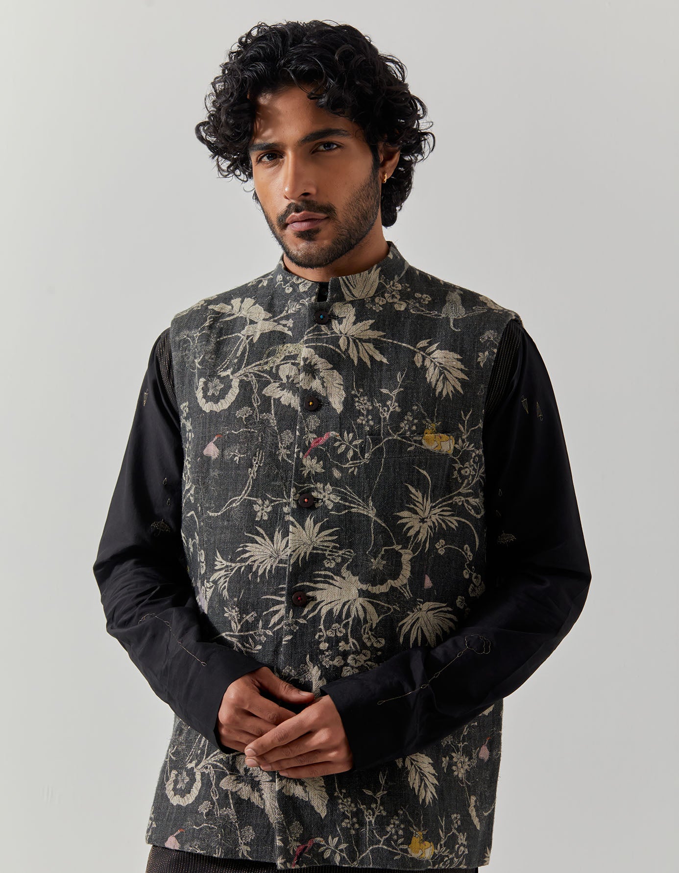 Shaan Gilet Heavy Linen Black Rainforest Jacket - Men's Lightweight Vest for Outdoor Hiking & Casual Wear
