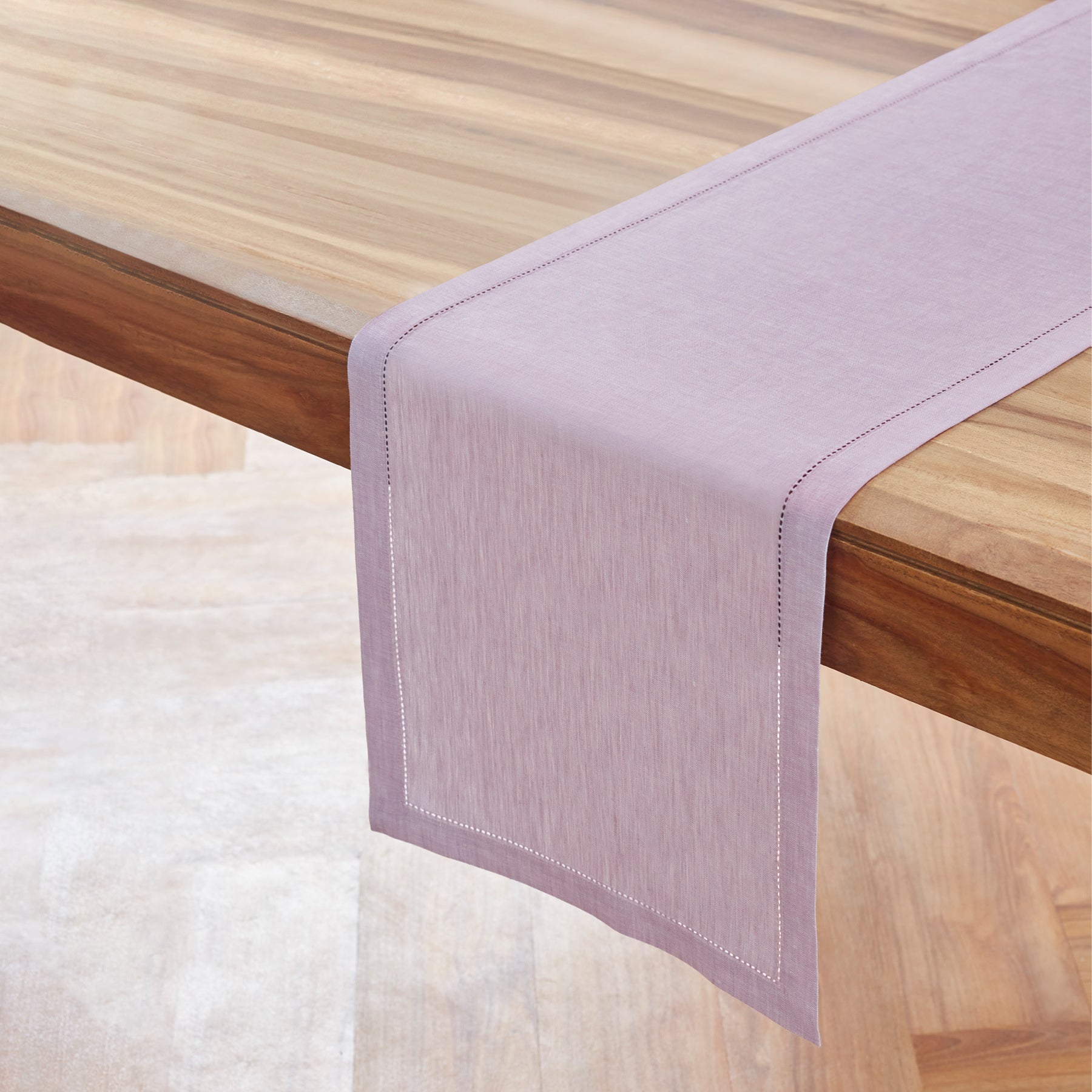 Elegant Milan Table Runner for Dining Room Decor - Perfect for Weddings, Parties & Holiday Table Settings