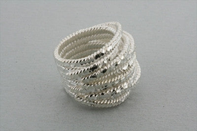Elegant Creased Foil Rope Ring for Women - Trendy Stackable Jewelry for Everyday Wear & Special Occasions