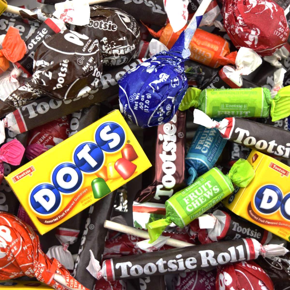 Tootsie Roll Child's Play Candy Favorites - 4lb Bulk Individually Wrapped Party Candy Variety Mix (Peanut Free, Gluten Free) - Perfect for Birthday Parties, Halloween Treats & Office Snacks
