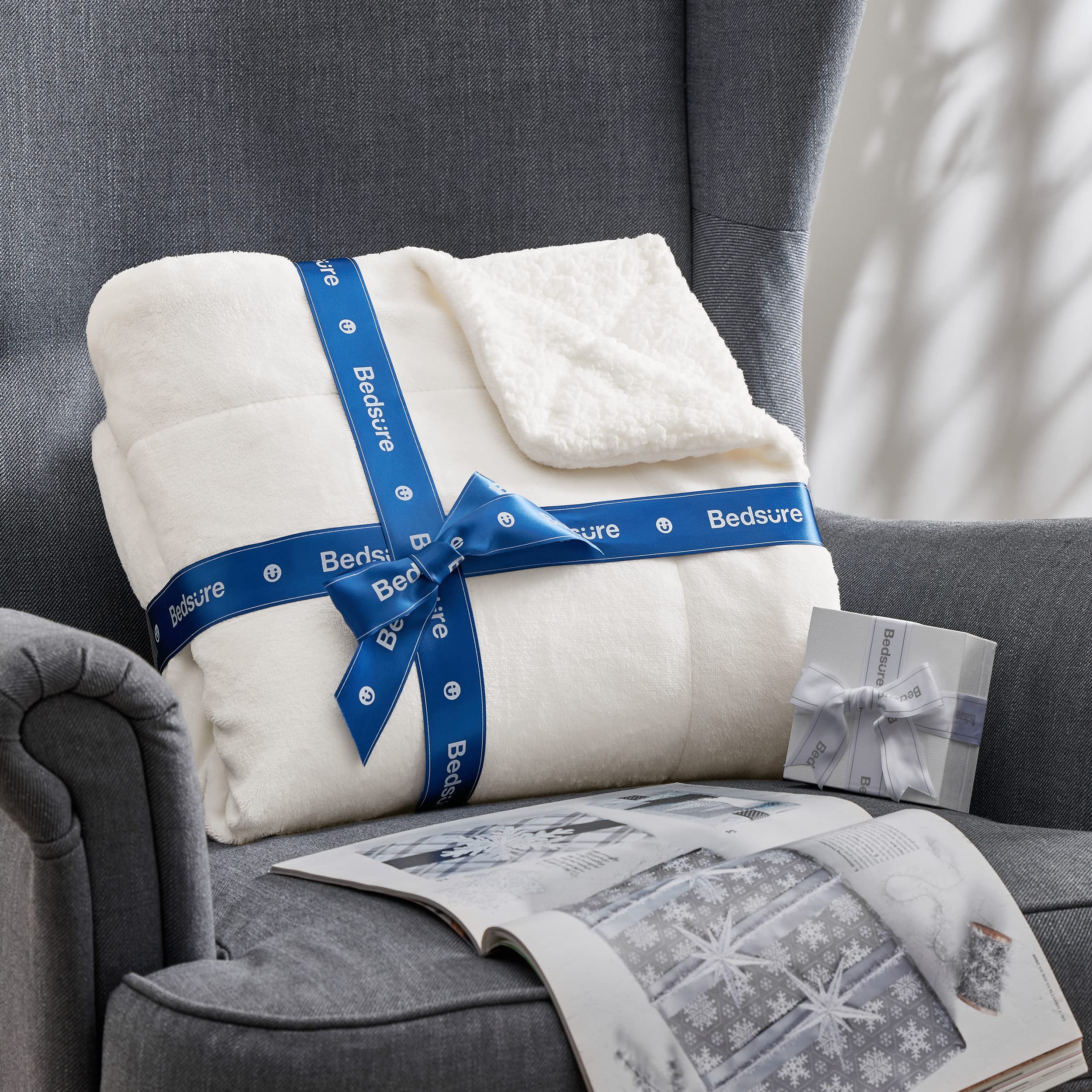 Bedsure Sherpa Fleece Throw Blanket Twin Size 60