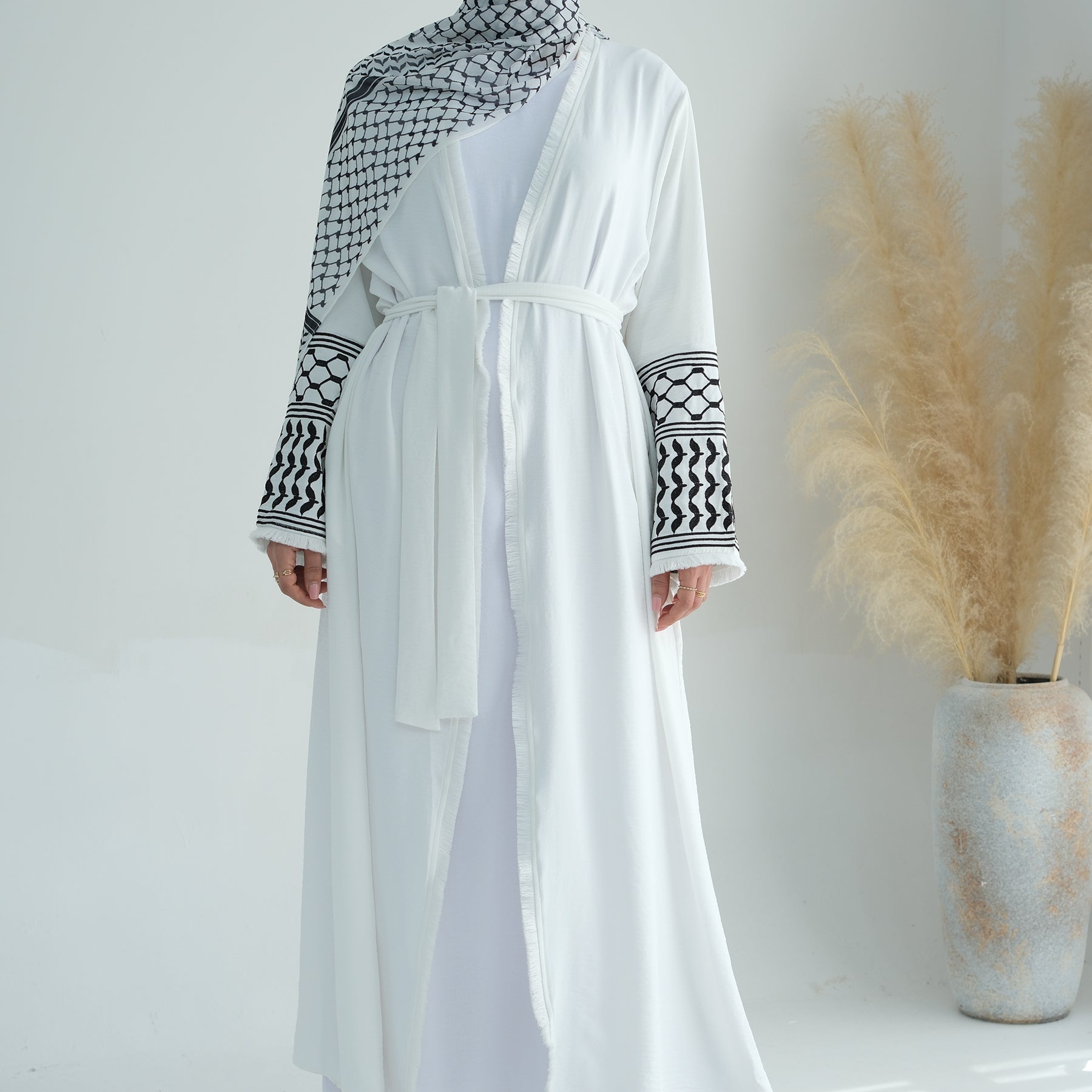 Stylish White Kufiya Open Abaya Set for Women - Modest Islamic Prayer Dress & Elegant Everyday Outfit