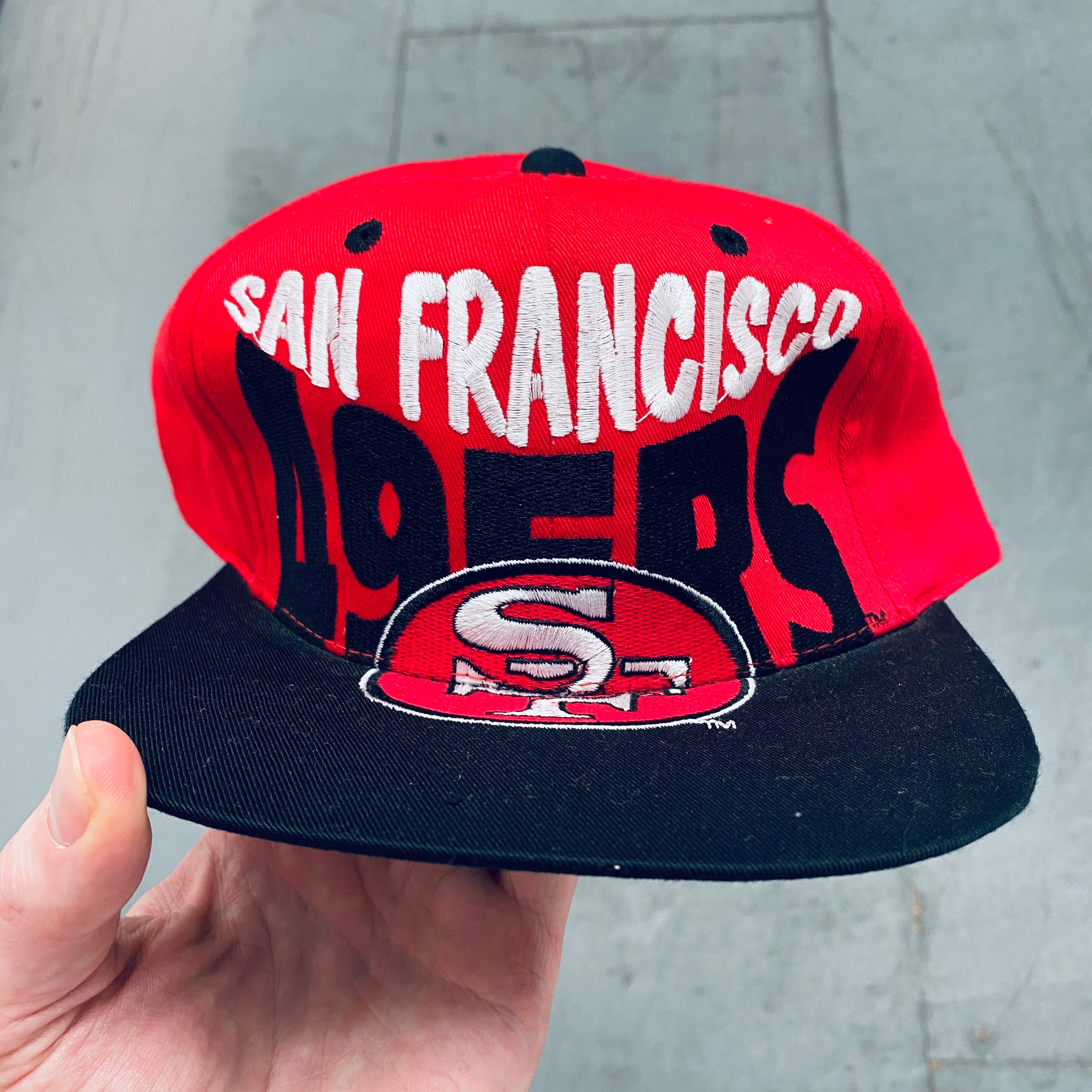 San Francisco 49ers Vintage 1990s Logo Embroidered Snapback Hat - Classic NFL Football Cap for Fans, Collectors & Streetwear Fashion