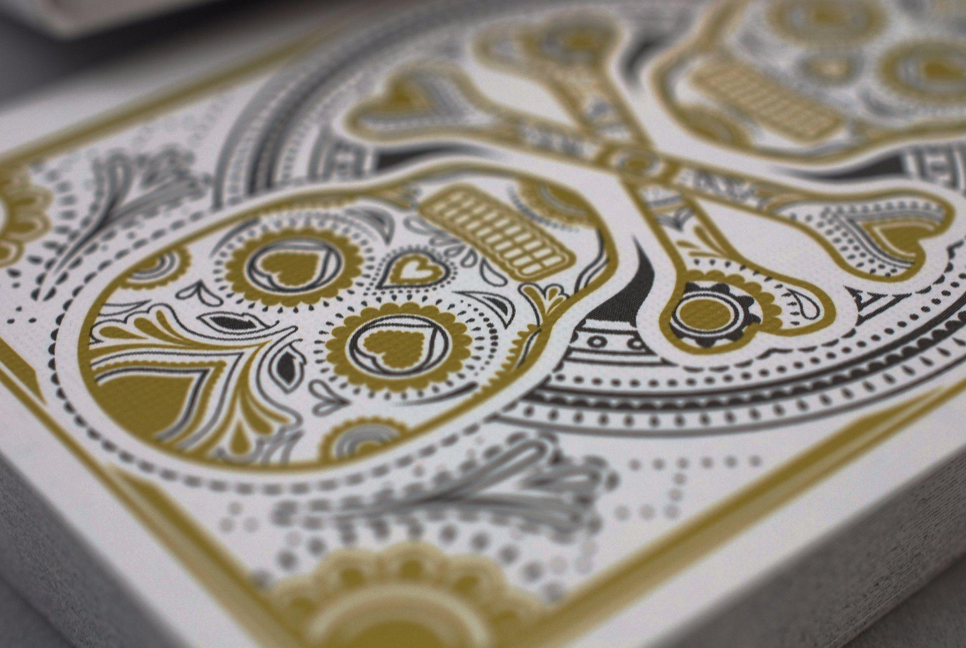 Muertos Mourning Gold Playing Cards - Elegant Day of the Dead Themed Deck for Collectors, Poker & Magic Tricks | Perfect for Halloween, Gifts & Game Nights