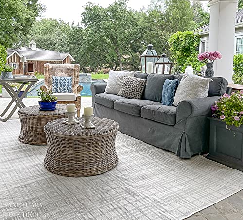SAFAVIEH Bermuda Collection Area Rug 6'7