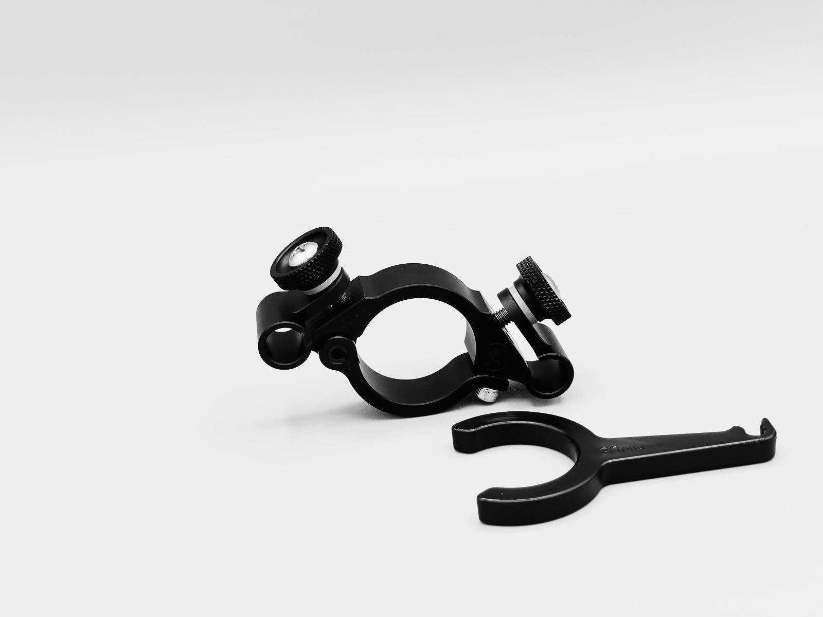 30mm Side-Shot Scope Camera Clamp - HD Hunting & Shooting Accessory for Rifle Scopes | Perfect for Wildlife Observation, Target Practice & Outdoor Adventures