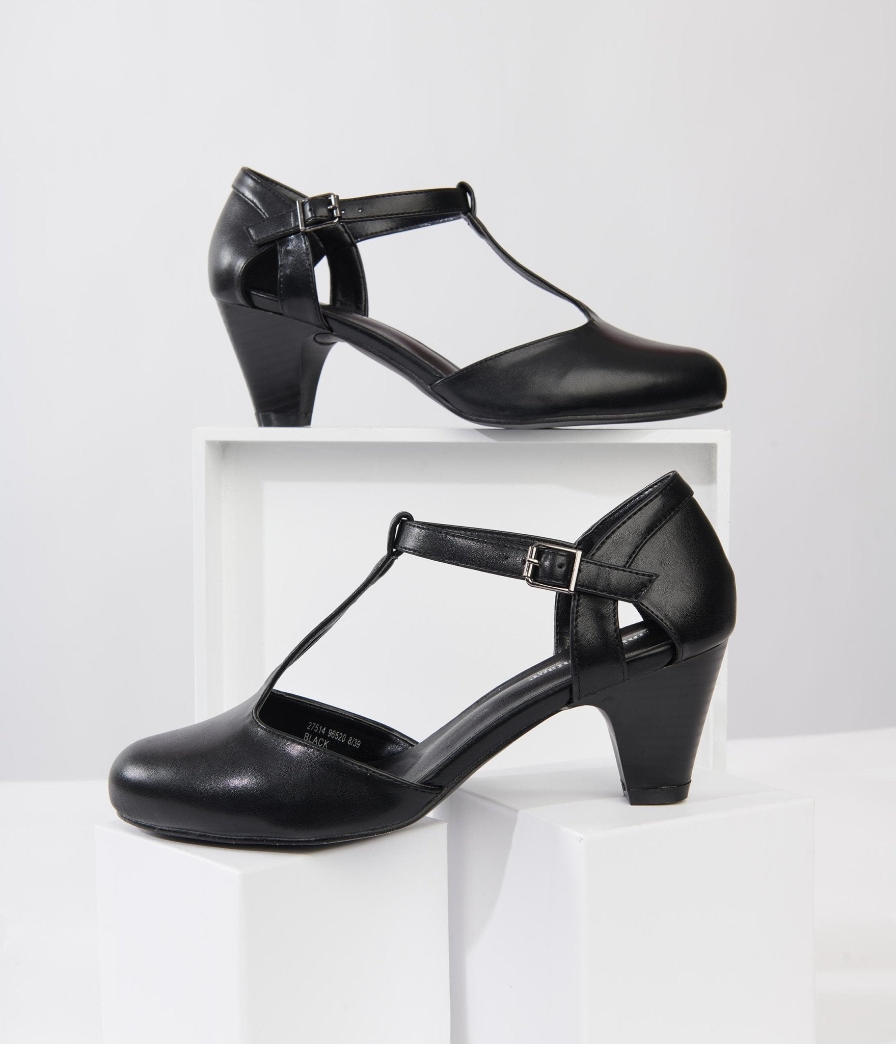Vintage 1920s Black Leatherette Closed Toe T-Strap Roxy Pumps - Retro Flapper Shoes for Gatsby Parties, Swing Dancing & Costume Events