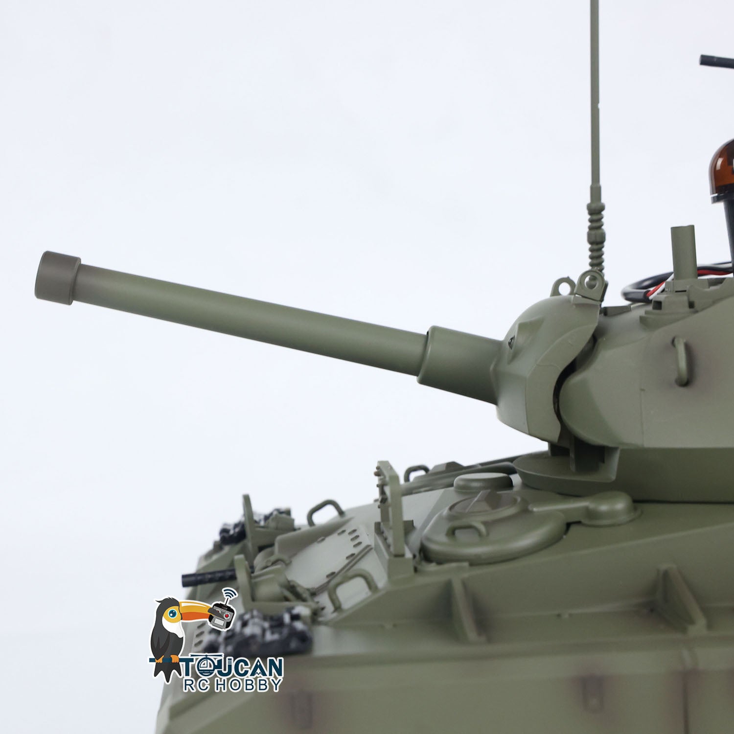 1/16 M24 Chaffee RC Electric Tank Model with Barrel Recoil - Infantry Combat System Vehicle - Remote Control Military Tank Toy for Adults & Collectors - Perfect for War Games, Display & Military Enthusiasts