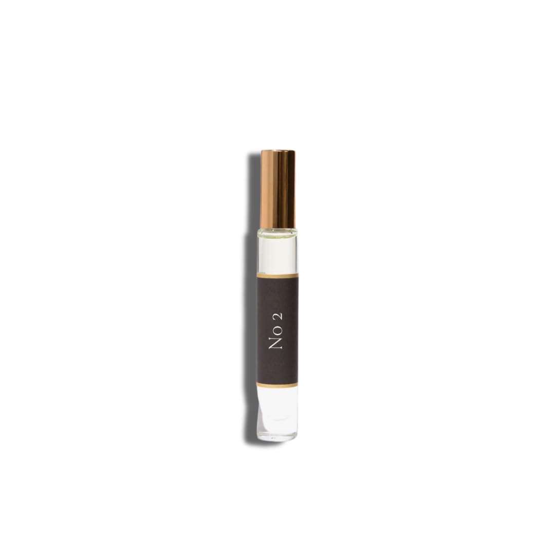Les Deux Unisex Rollerball Perfume Oil - 10ml TSA Approved Pheromone Fragrance for Women & Men | Amber, Sandalwood & Saffron Scent | Long Lasting Roll-On Perfume Oil for Travel, Date Night & Everyday Wear