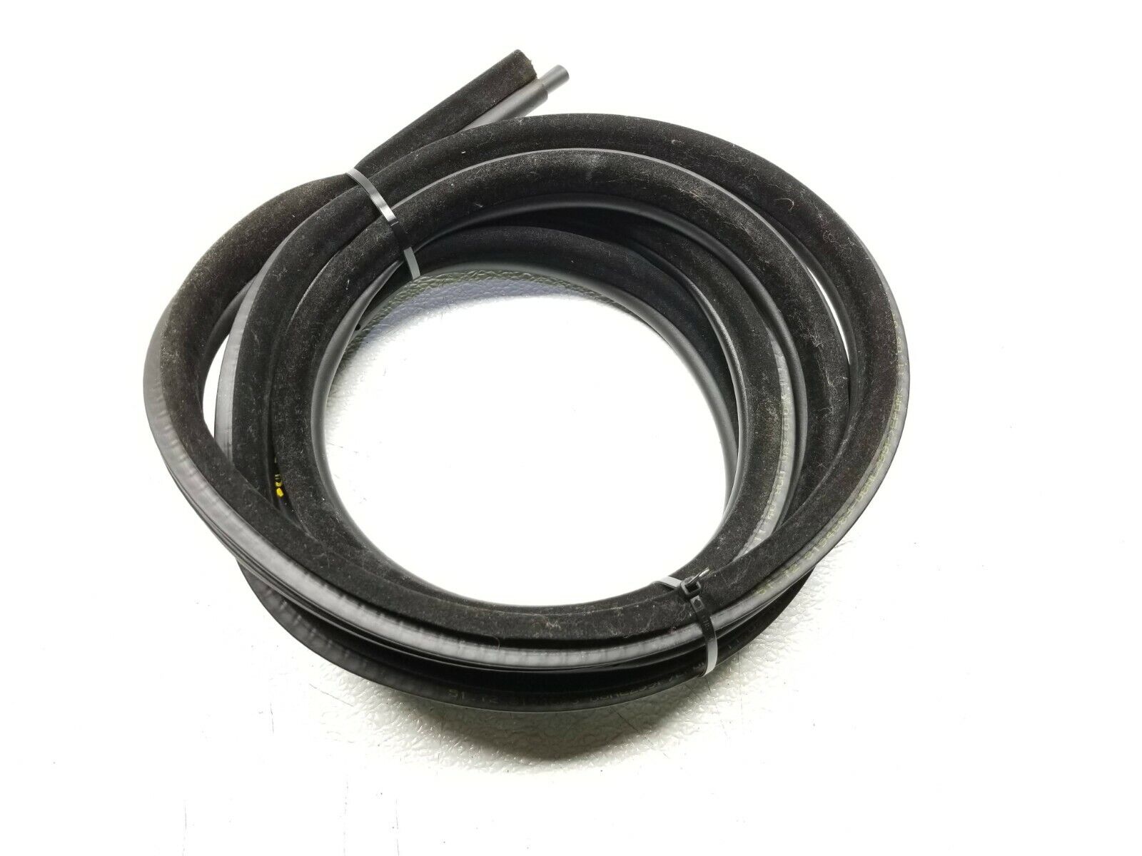 BMW E46 Sedan Rear Left Driver Side Door Weatherstrip Seal - OEM Replacement Part - Perfect for Weather Protection & Noise Reduction