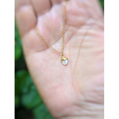 The Timeless Elegance of a Pearl Necklace