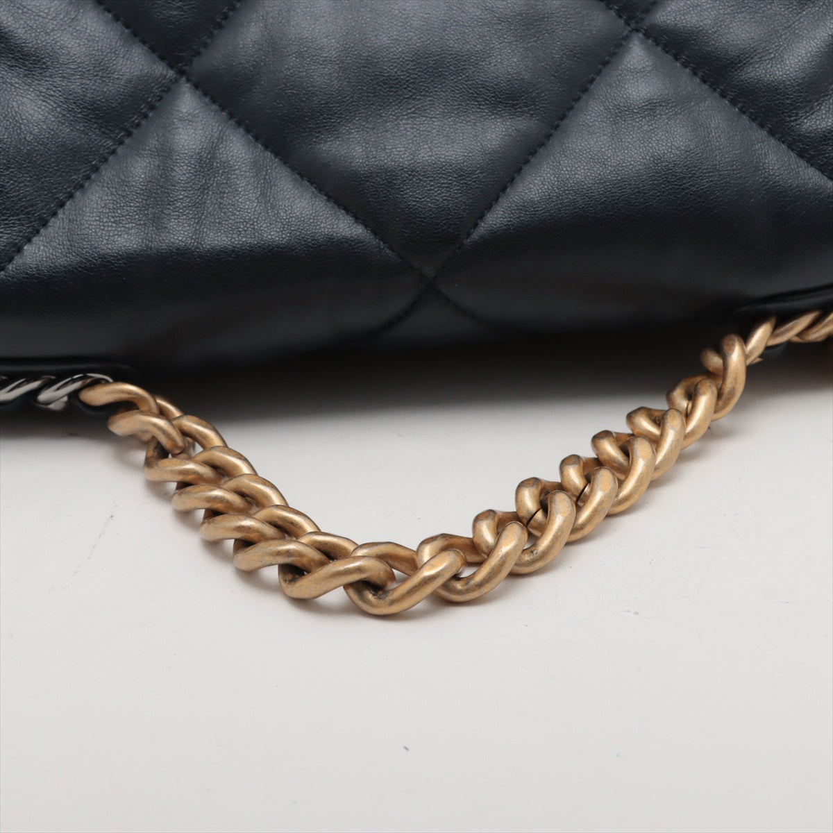 Chanel 19 Matelasse Lambskin Chain Shoulder Bag in Navy Blue | Luxury Designer Handbag for Women | Perfect for Evening Events, Date Nights & Special Occasions