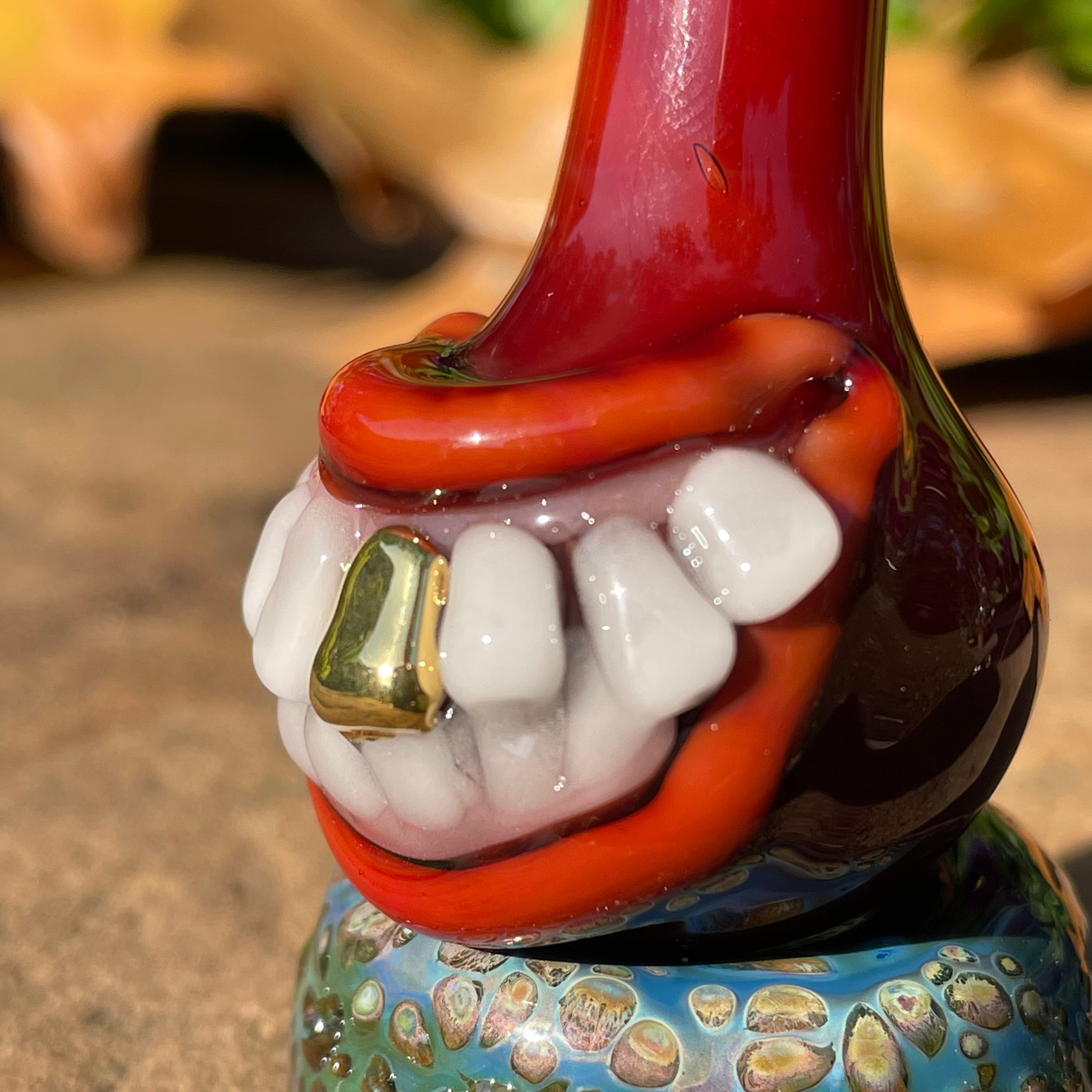 Red Smiling Glass Cork Bottle - Decorative Wine Bottle Stopper for Parties, Gifts & Home Bar Accessories