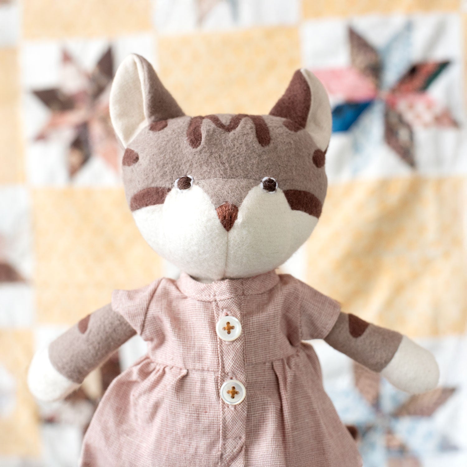 Margot Cat - Premium Handmade Ceramic Cat Figurine for Home Decor, Gift & Collectibles | Perfect for Living Room, Office & Shelf Display