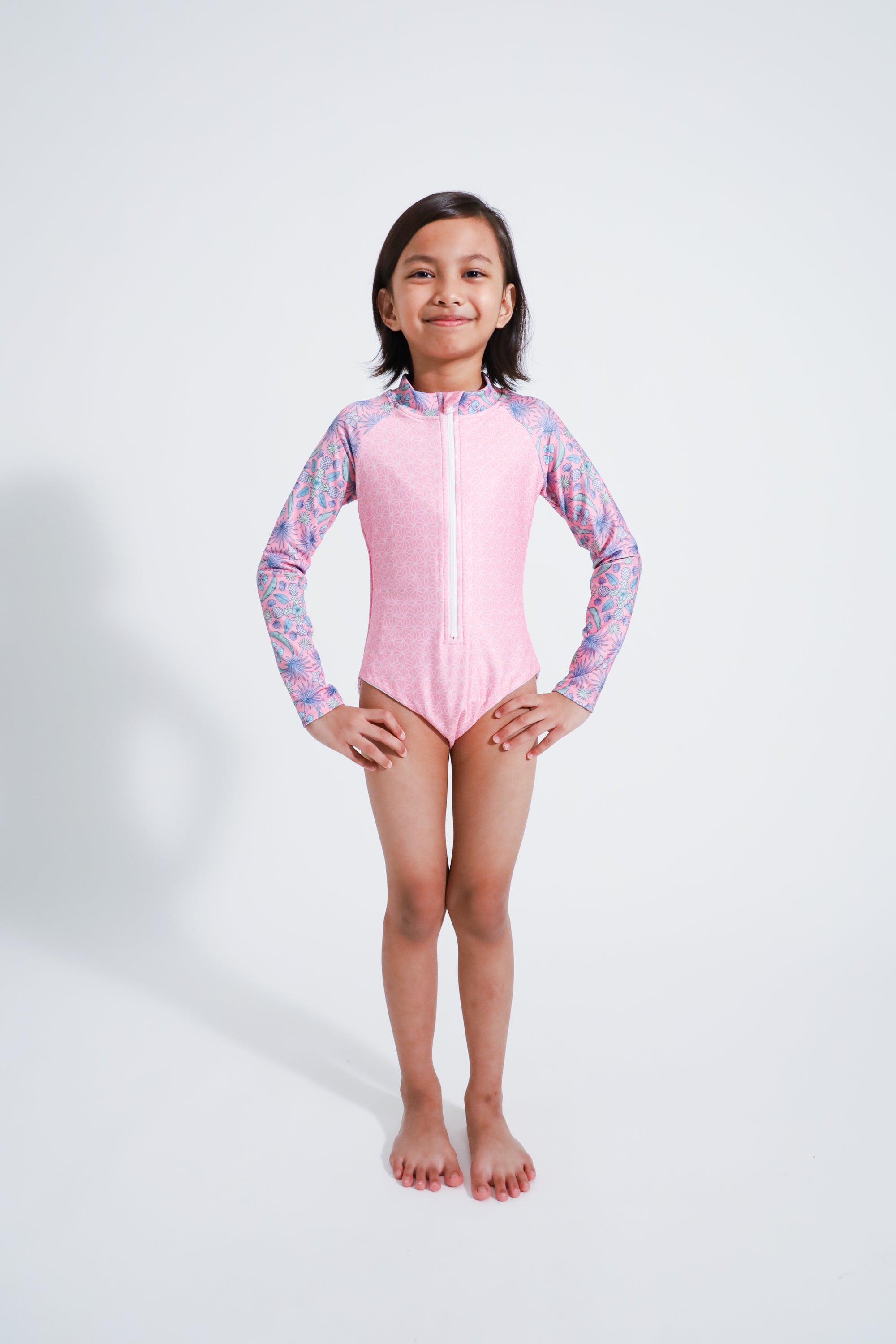Kusu Girls Front Zip Long Sleeve One Piece Swimwear - UPF 50+ Sun Protection for Beach, Pool & Summer Vacations