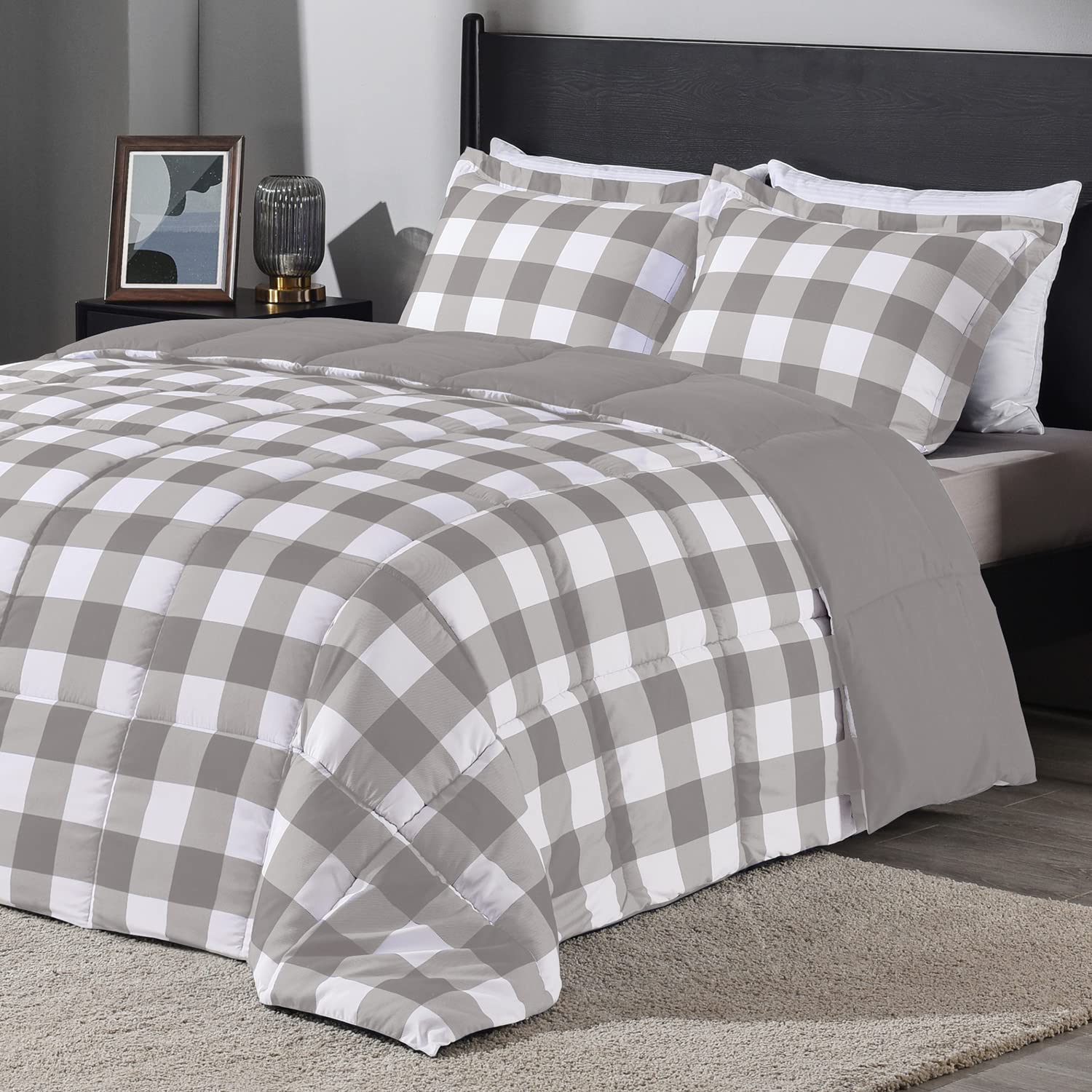 Downluxe Lightweight Plaid Comforter Set Queen Size - 3 Piece Reversible Down Alternative Bedding with 2 Pillow Shams - Grey White Checkered Pattern - Perfect for Cozy Bedrooms & Guest Rooms