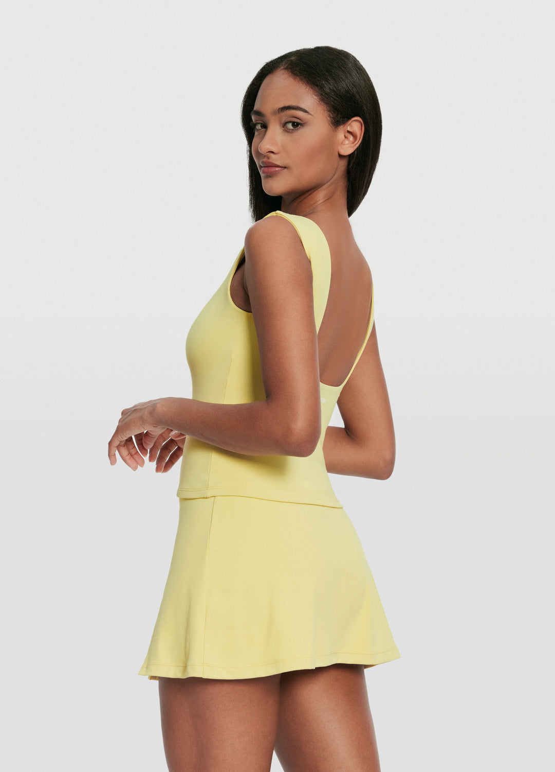 Sexy Open Back V Neck T-Shirt for Women - Summer Casual & Party Wear - Perfect for Dates, Clubs, and Beach Outings