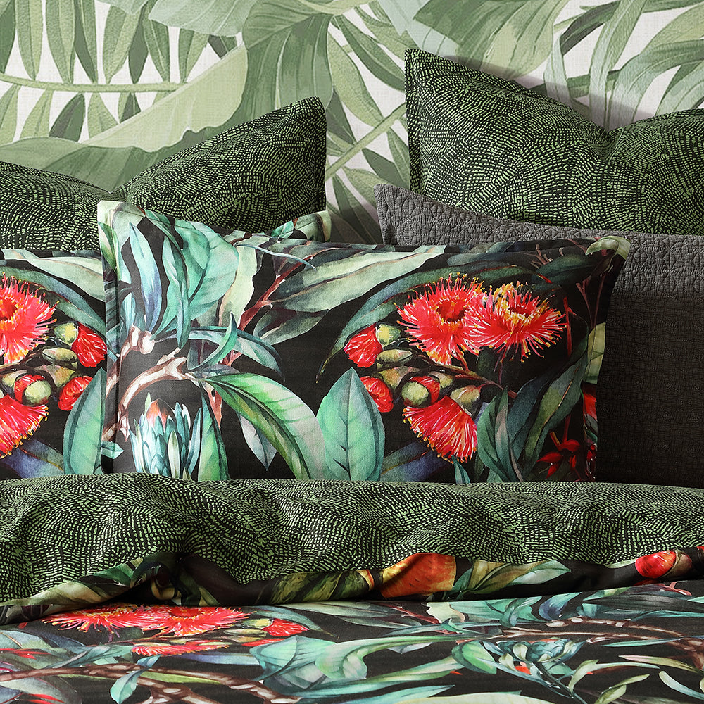 Eltham Quilt Cover Set by Logan & Mason | Premium Cotton Bedding Set | King/Queen Size | Soft & Breathable for All Seasons | Perfect for Master Bedroom & Guest Room Decor