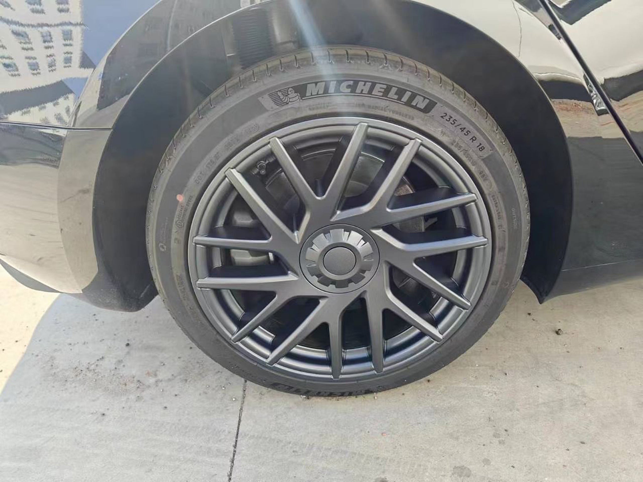 Tesla Aero Wheel Covers for 2024+ Model 3 Highland 18