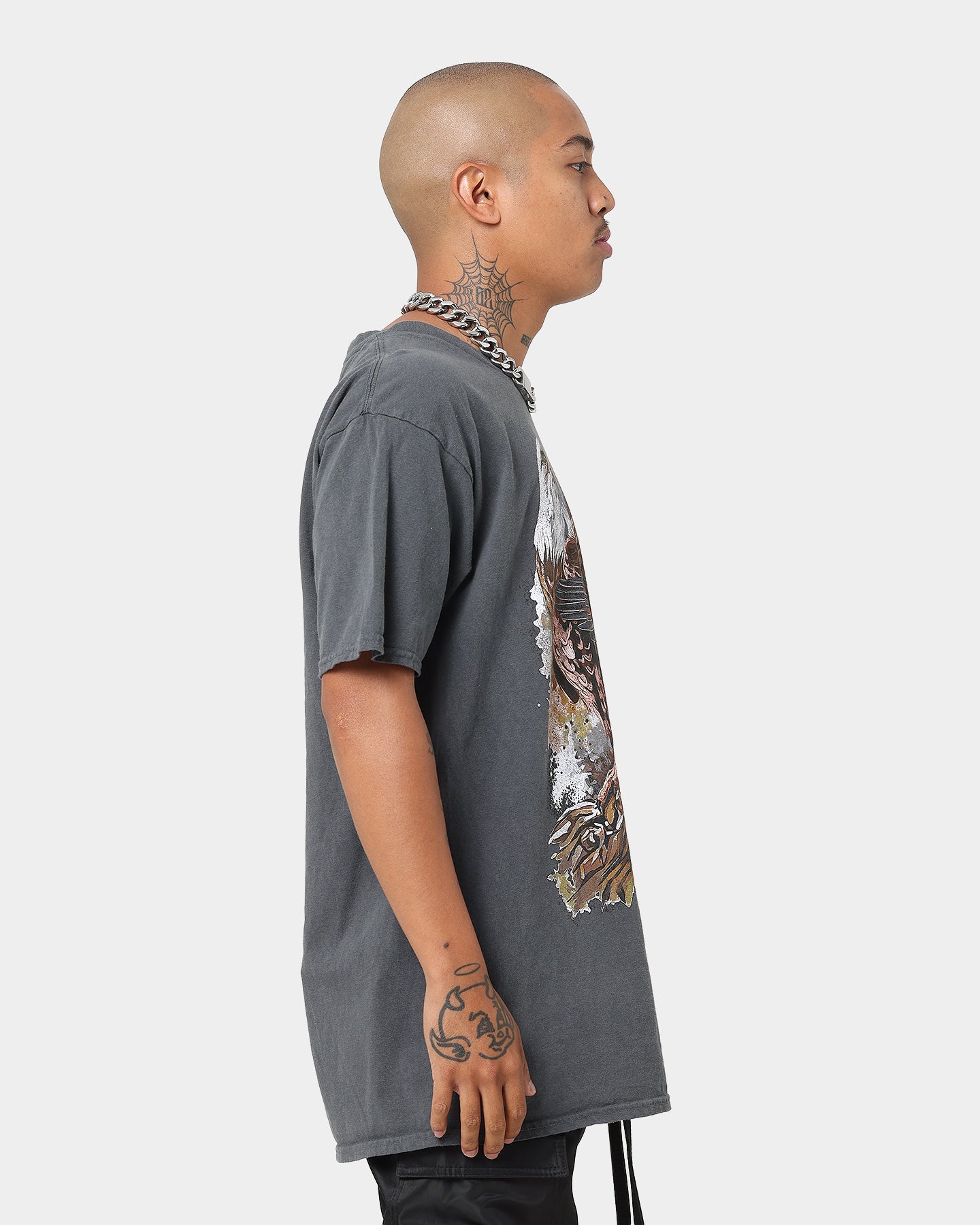 Vintage American Thrift OG Eagles Graphic T-Shirt - Distressed Off Black Tee for Men | Retro Streetwear, Casual Outfit & Concert Merch