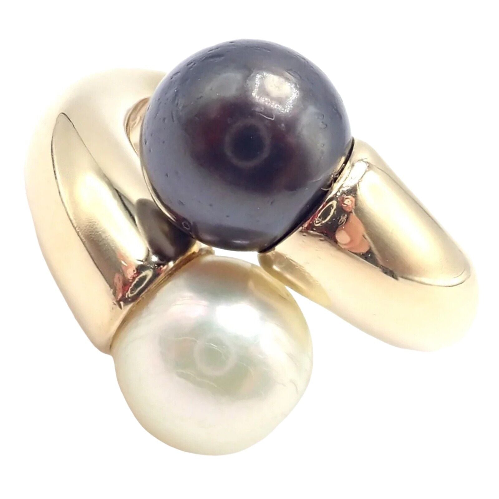 Authentic Cartier Toi Et Moi 18k Yellow Gold White Black Pearl Bypass Band Ring - Luxury Jewelry for Weddings, Anniversaries & Special Occasions