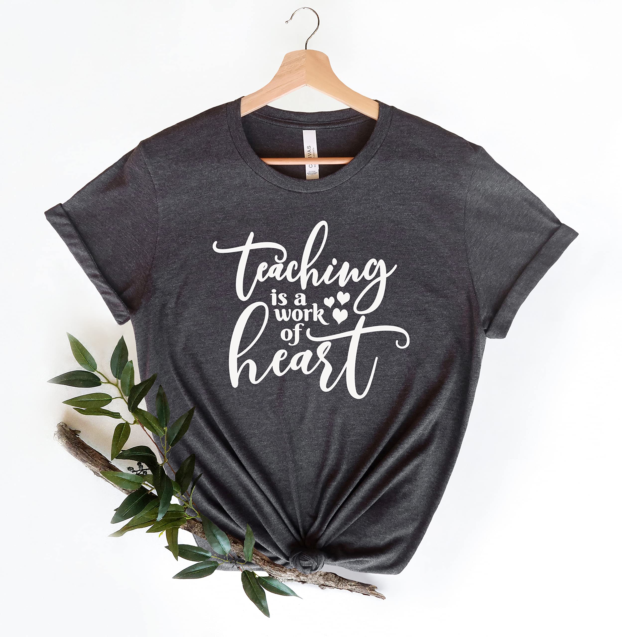 Teaching Is a Work of Heart T-Shirt - Inspirational Teacher Gift for Elementary & Kindergarten Educators - Comfortable School Tee for Classroom, Appreciation Week & Teacher's Day